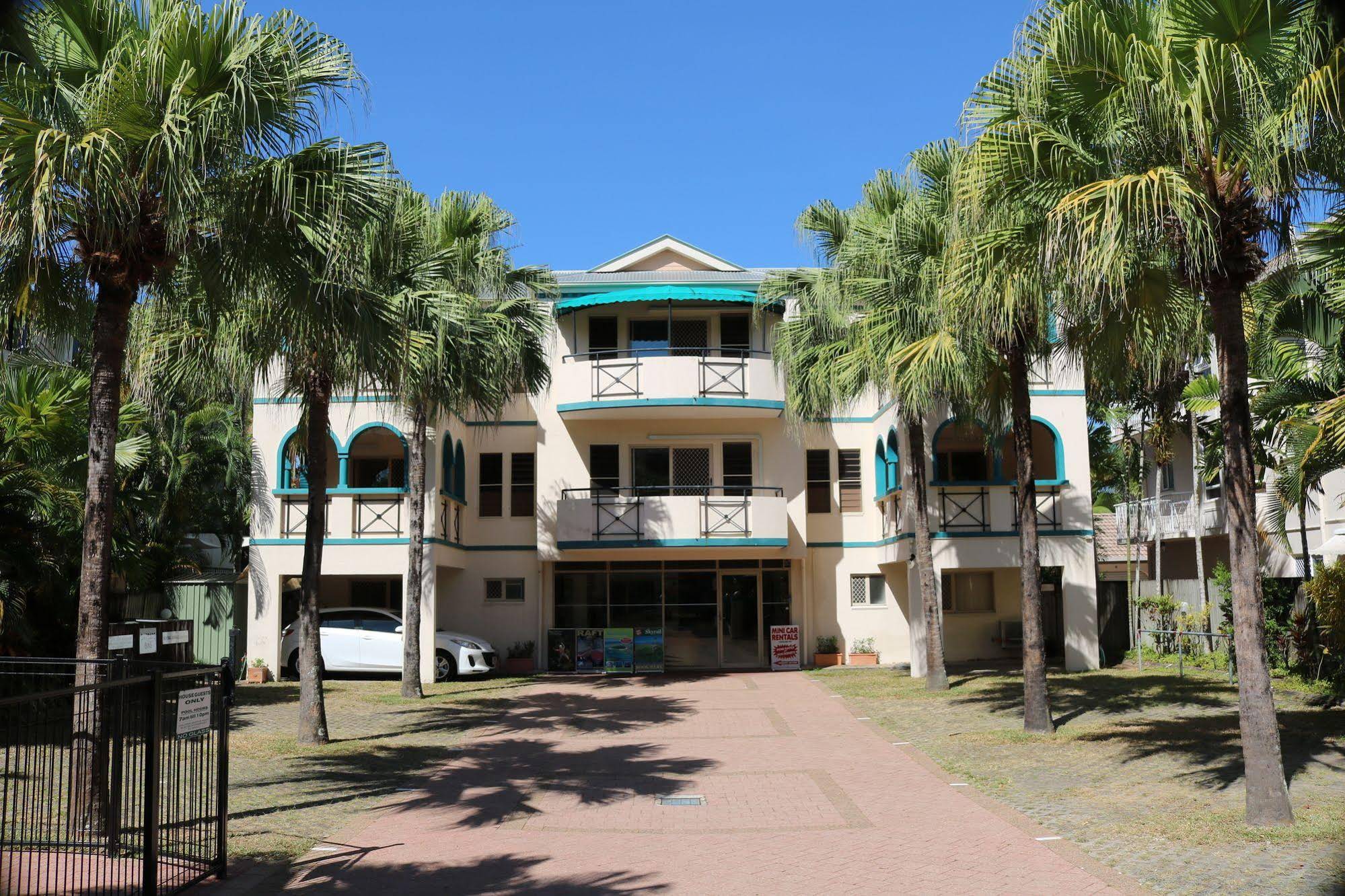Royal Palm Villas