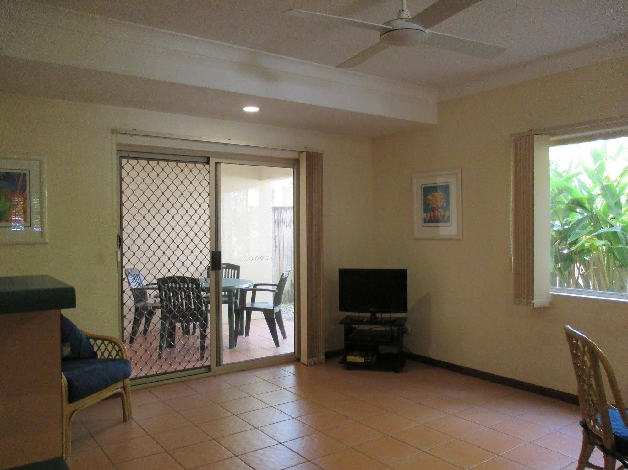 Royal Palm Villas