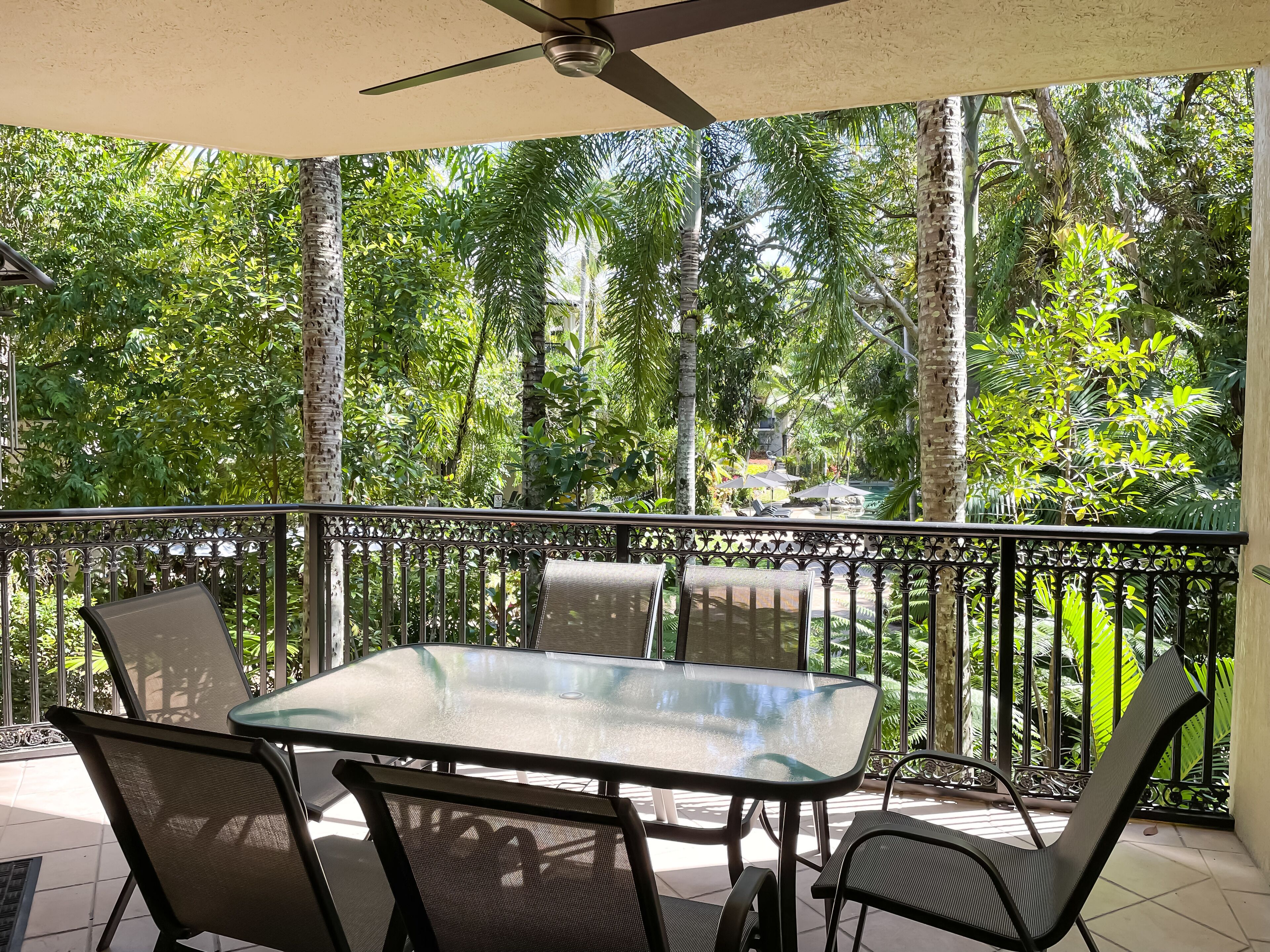 Trinity Links Resort & Apartments