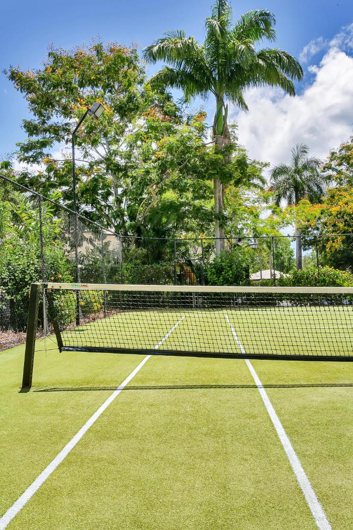 Trinity Links Resort & Apartments