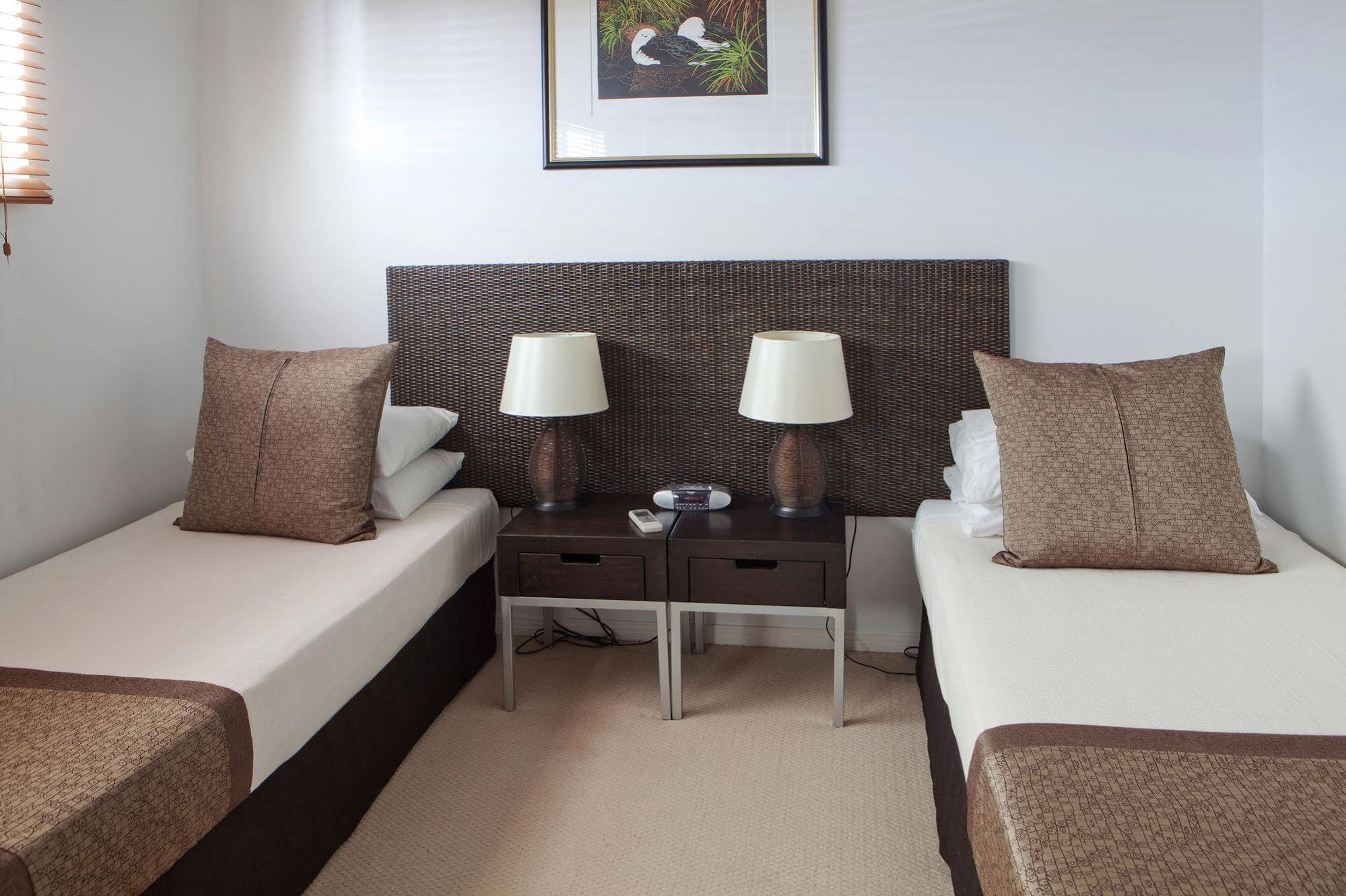 Waters Edge Apartment Cairns