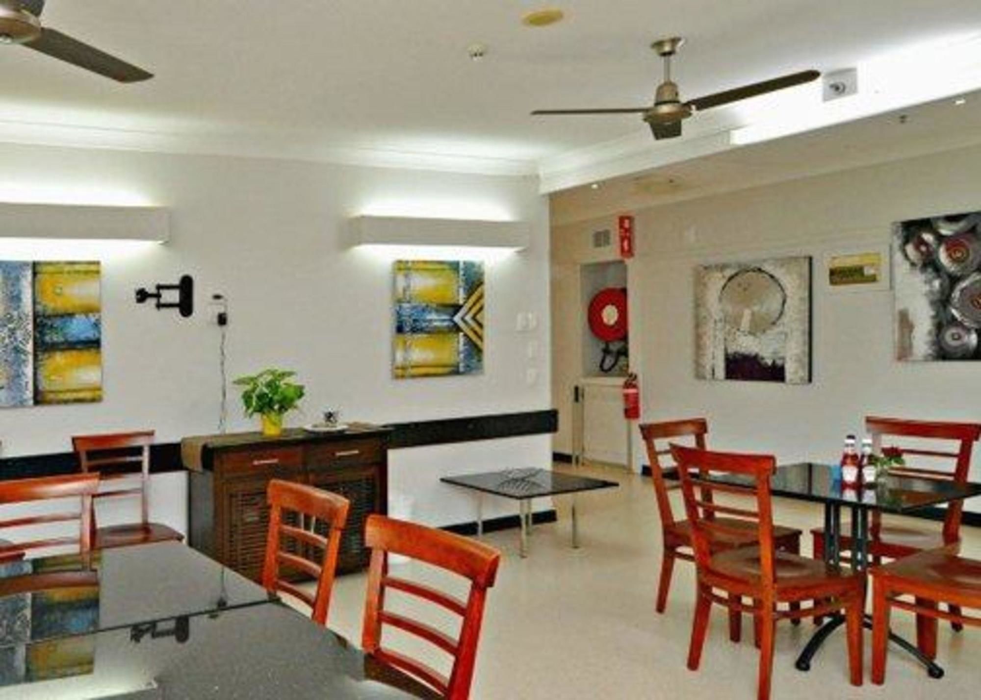 Comfort Hotel Parklands