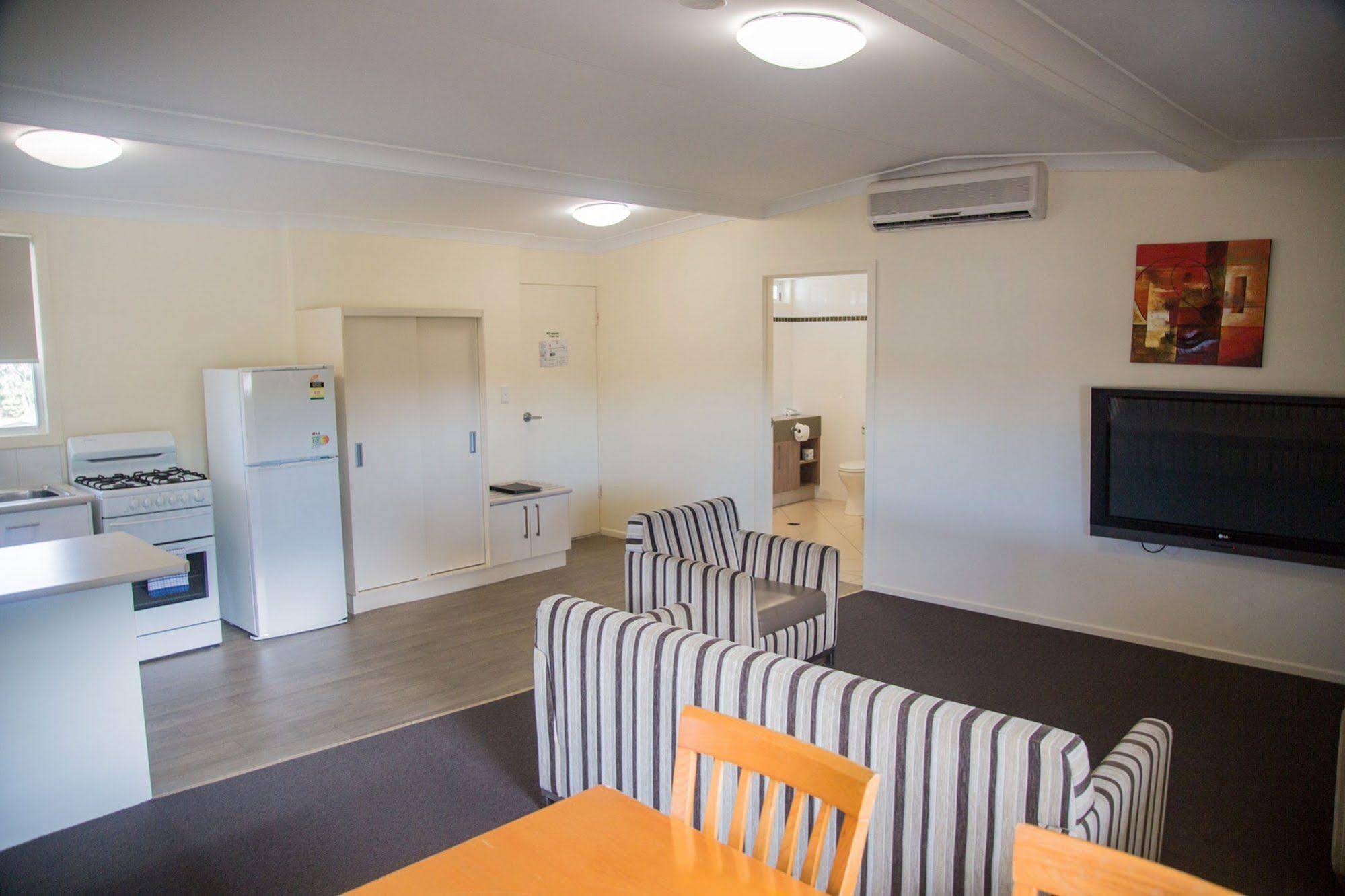 Nightcap at Golden Beach Tavern