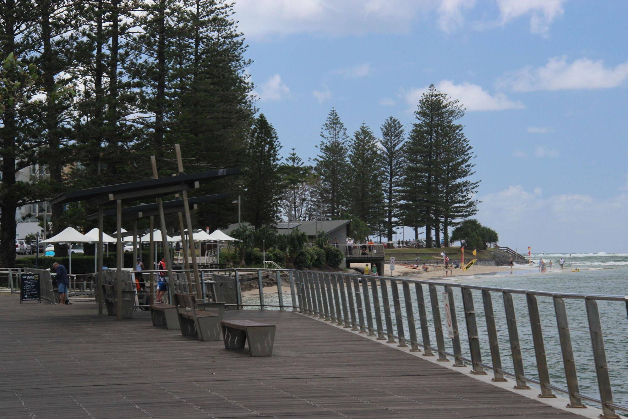 Caloundra Suncourt Motel