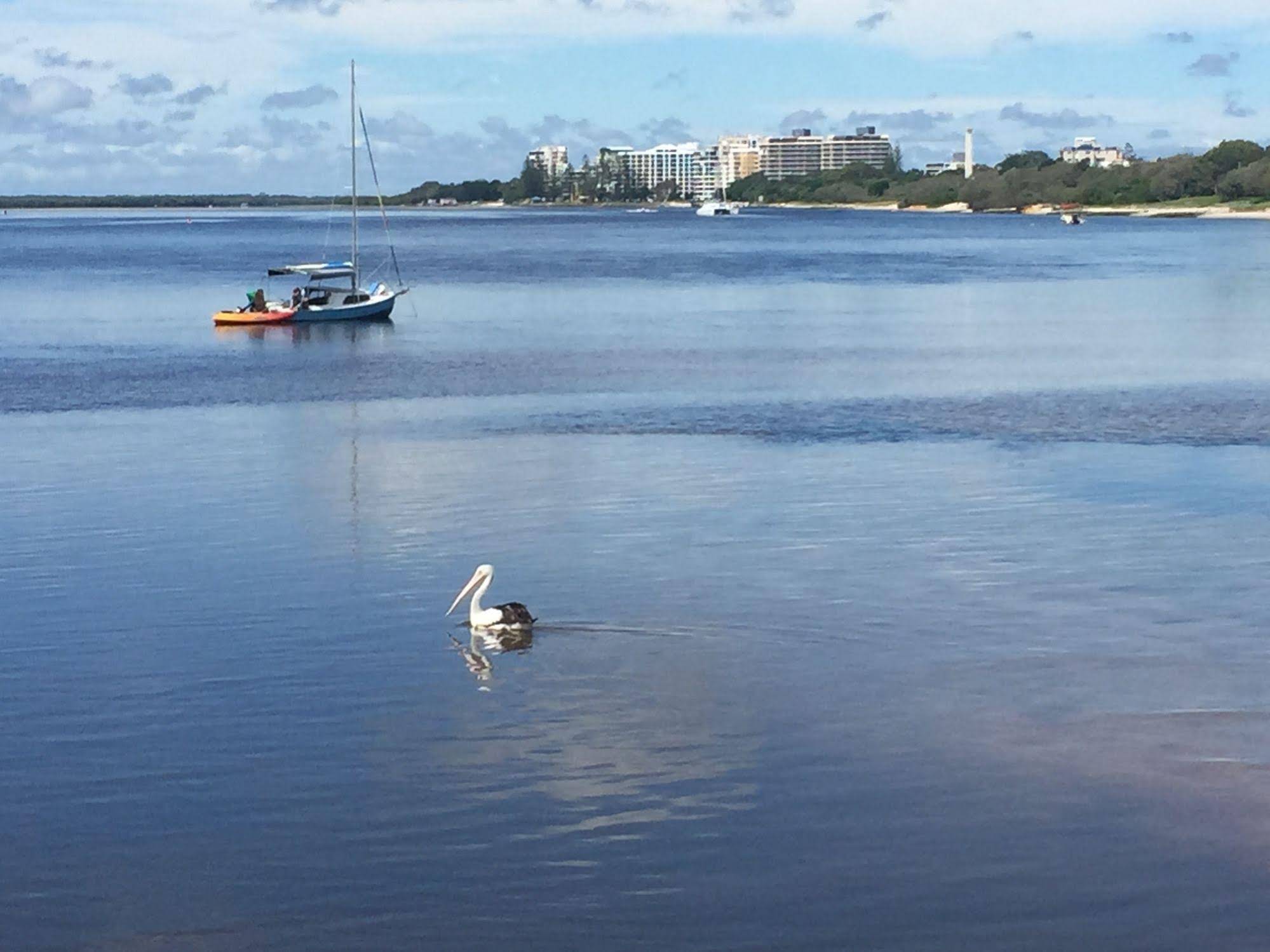 Caloundra Suncourt Motel