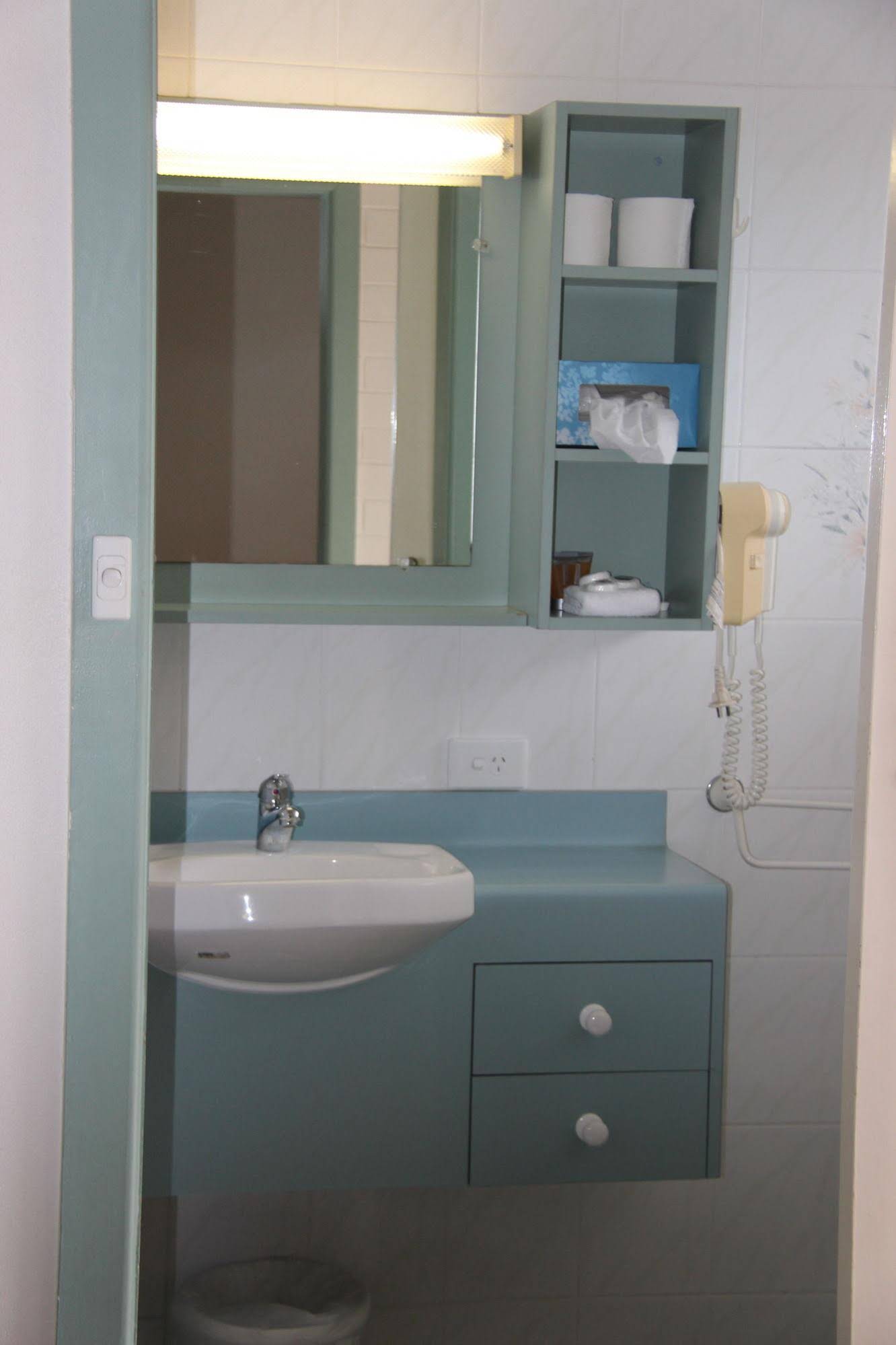 Caloundra Suncourt Motel