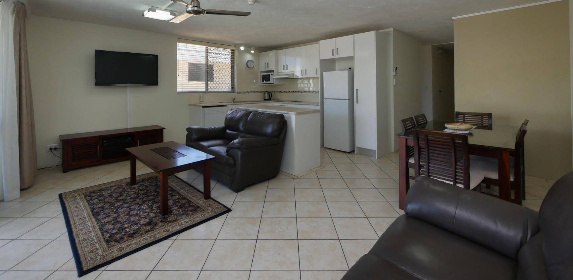 Merrima Court Holiday Apartments