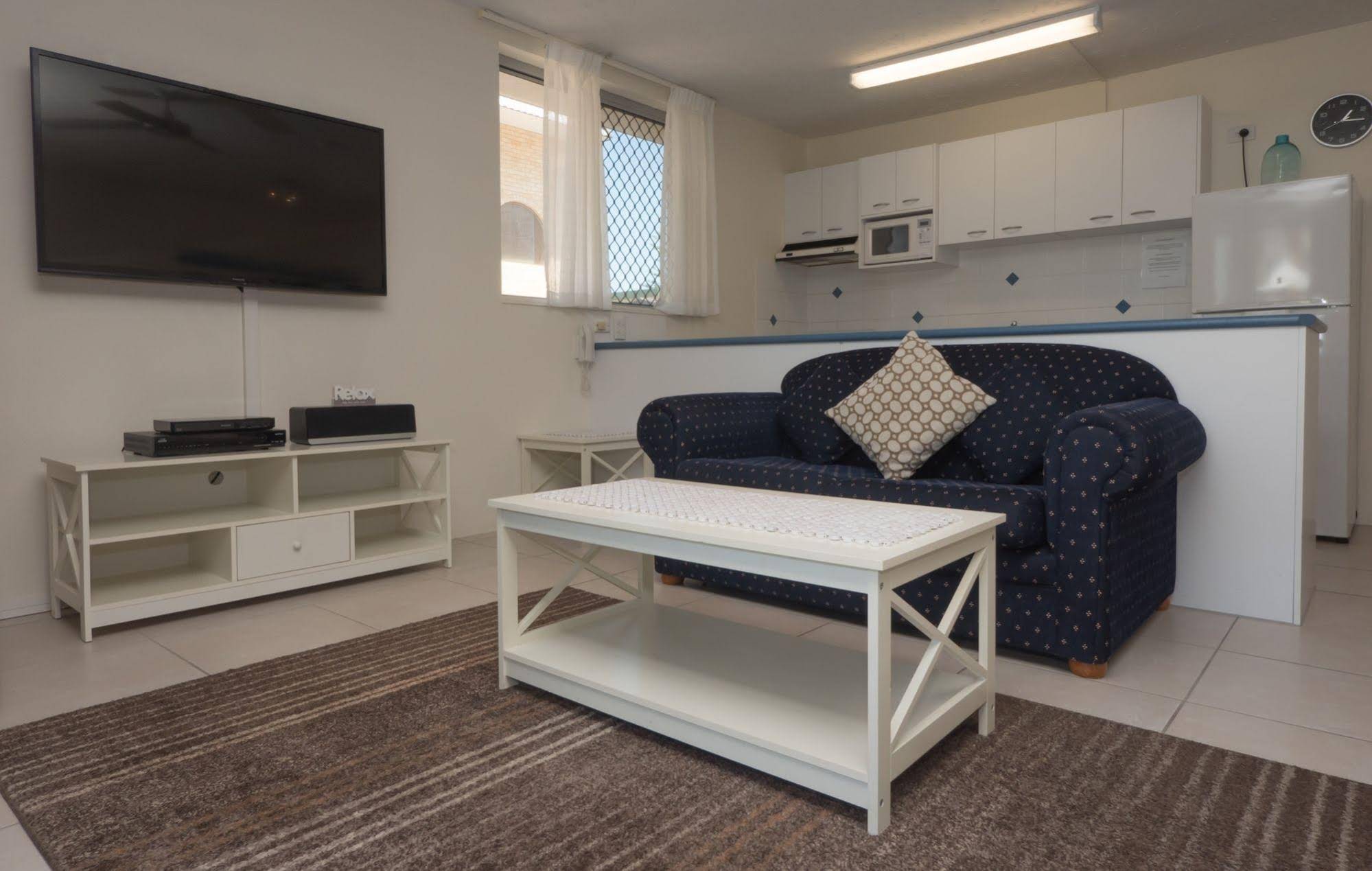 Merrima Court Holiday Apartments