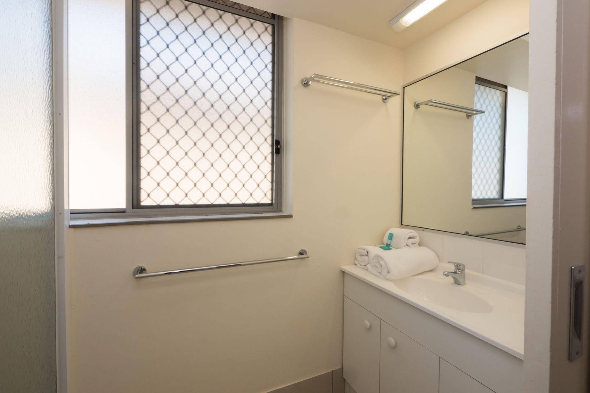 Merrima Court Holiday Apartments