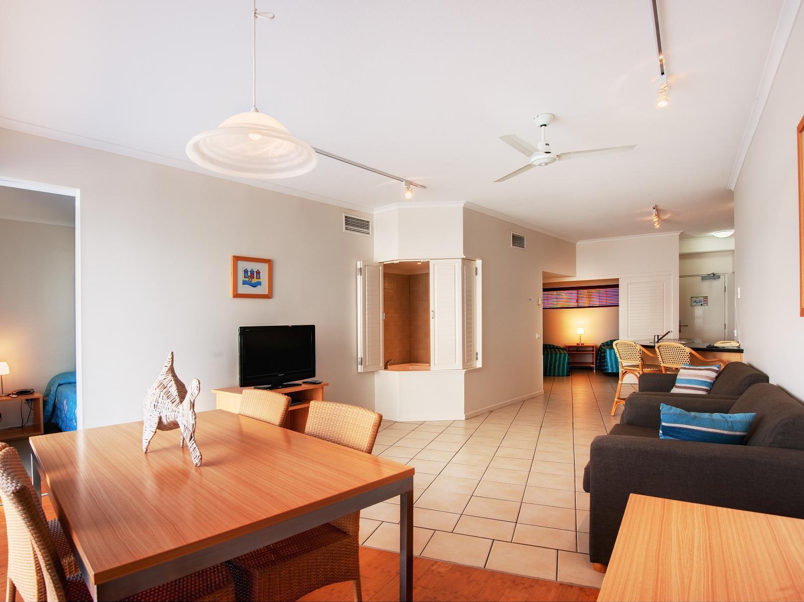 Rolling Surf Resort