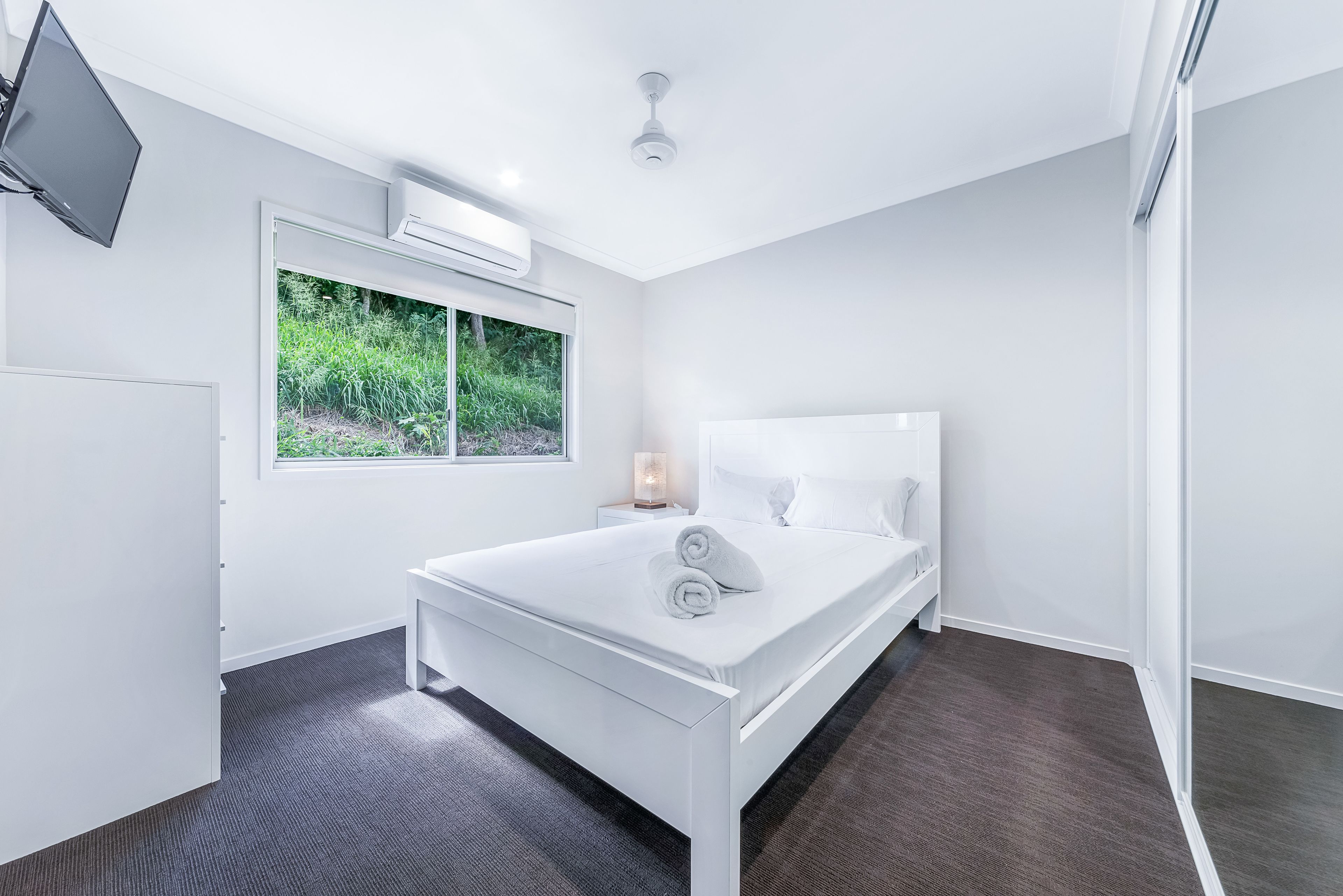 Great Escape Cannonvale