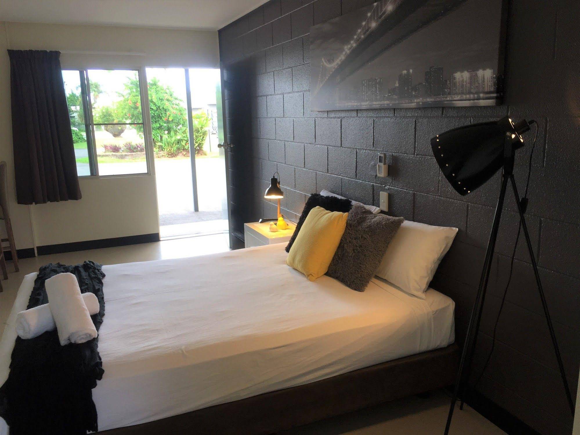 Cardwell @ the Beach