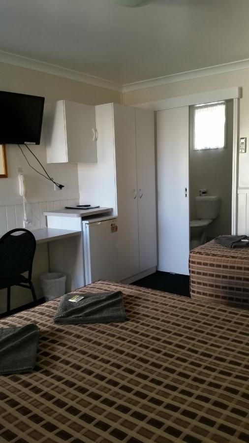 Charleville Waltzing Matilda Motor Inn