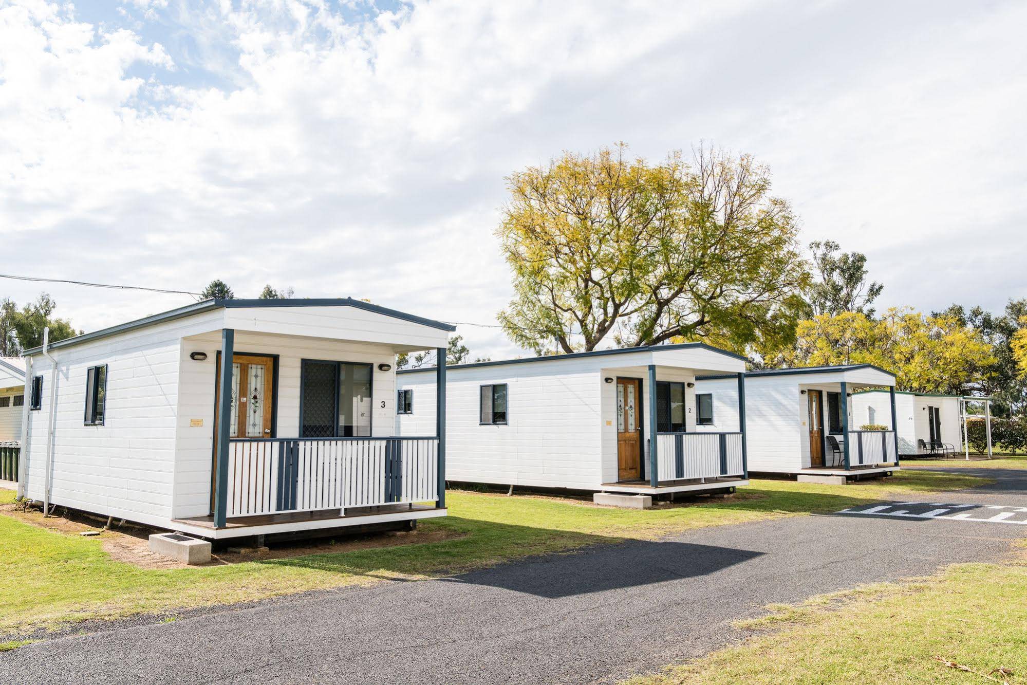 Cypress Pines Studio Villas