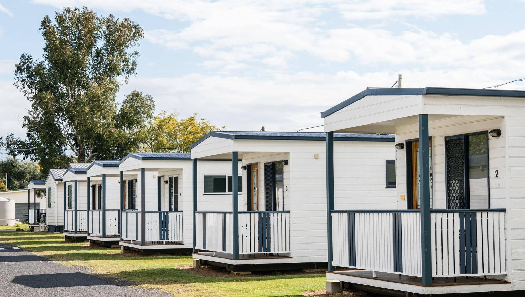 Cypress Pines Studio Villas