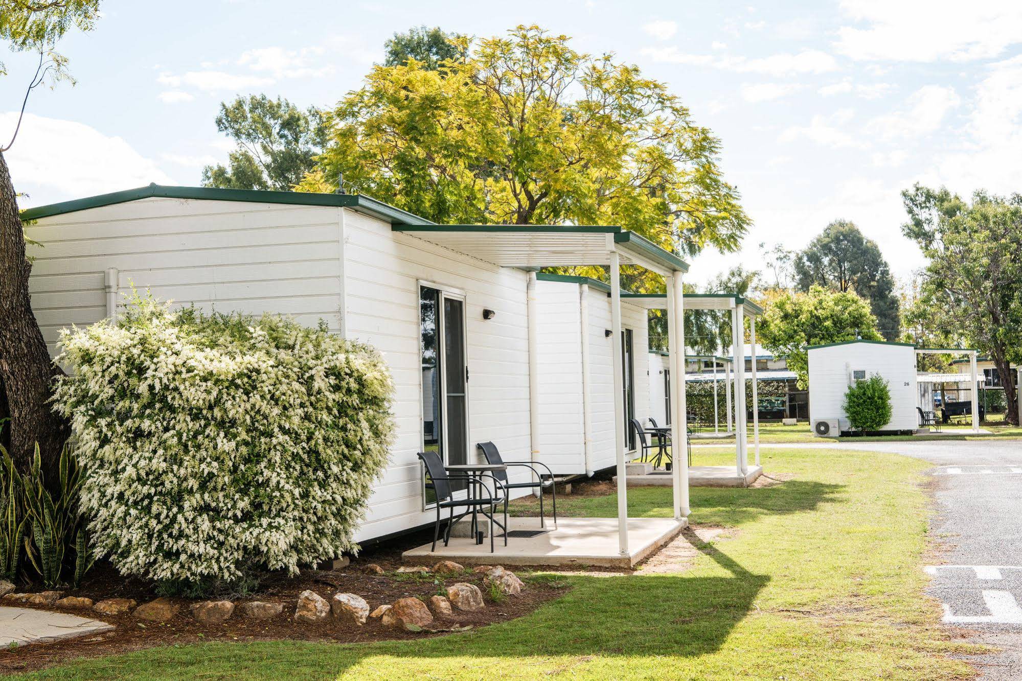 Cypress Pines Studio Villas