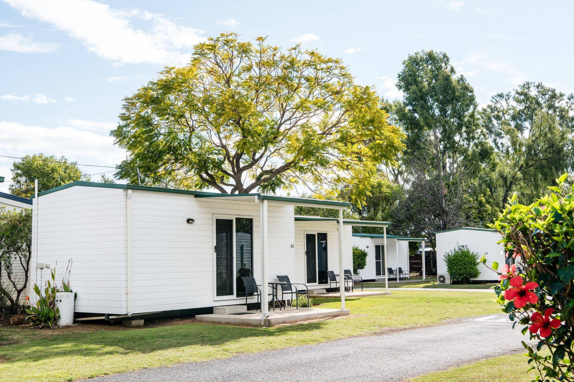 Cypress Pines Studio Villas