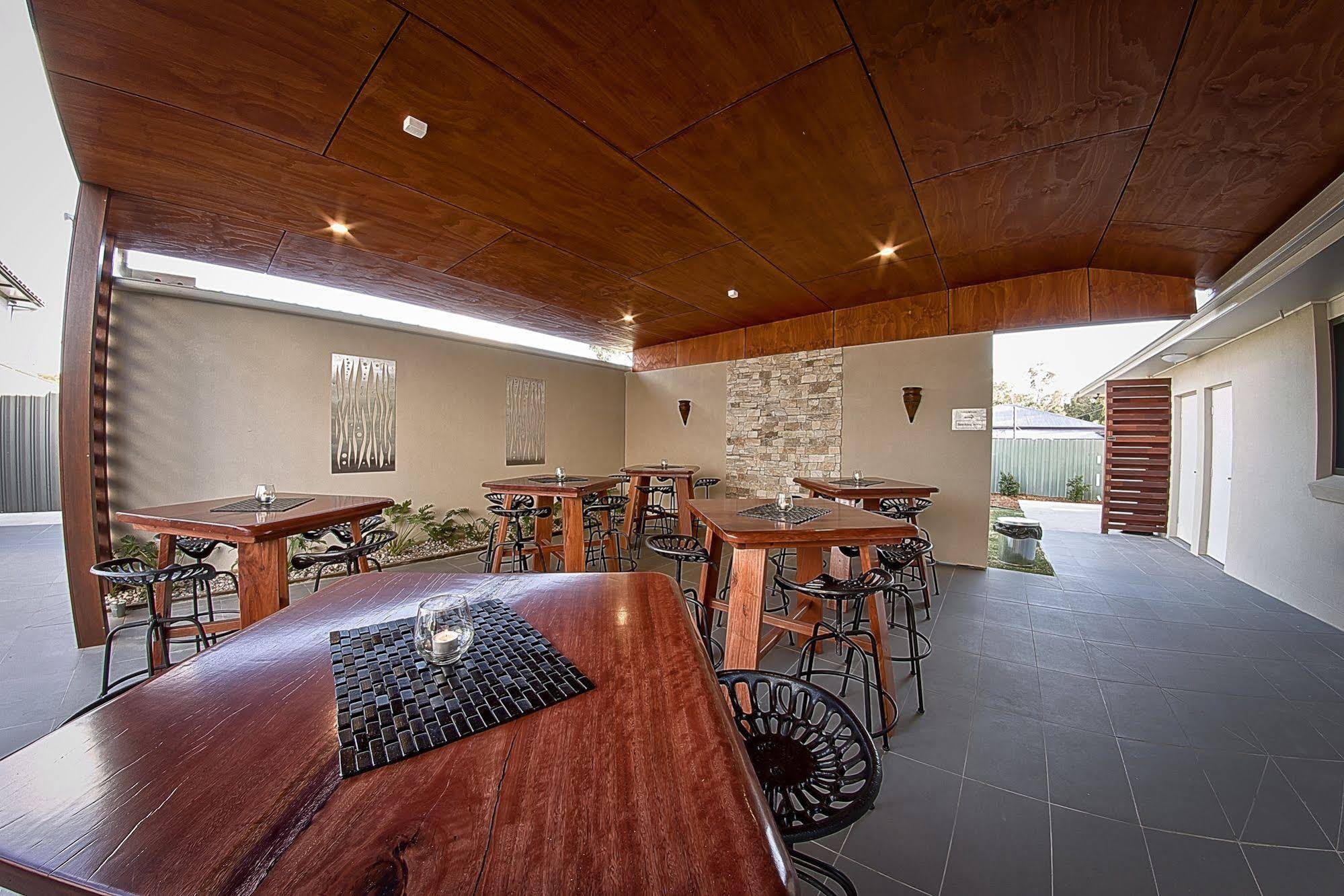 Kings Park Accommodation Chinchilla & Kings Park Bistro