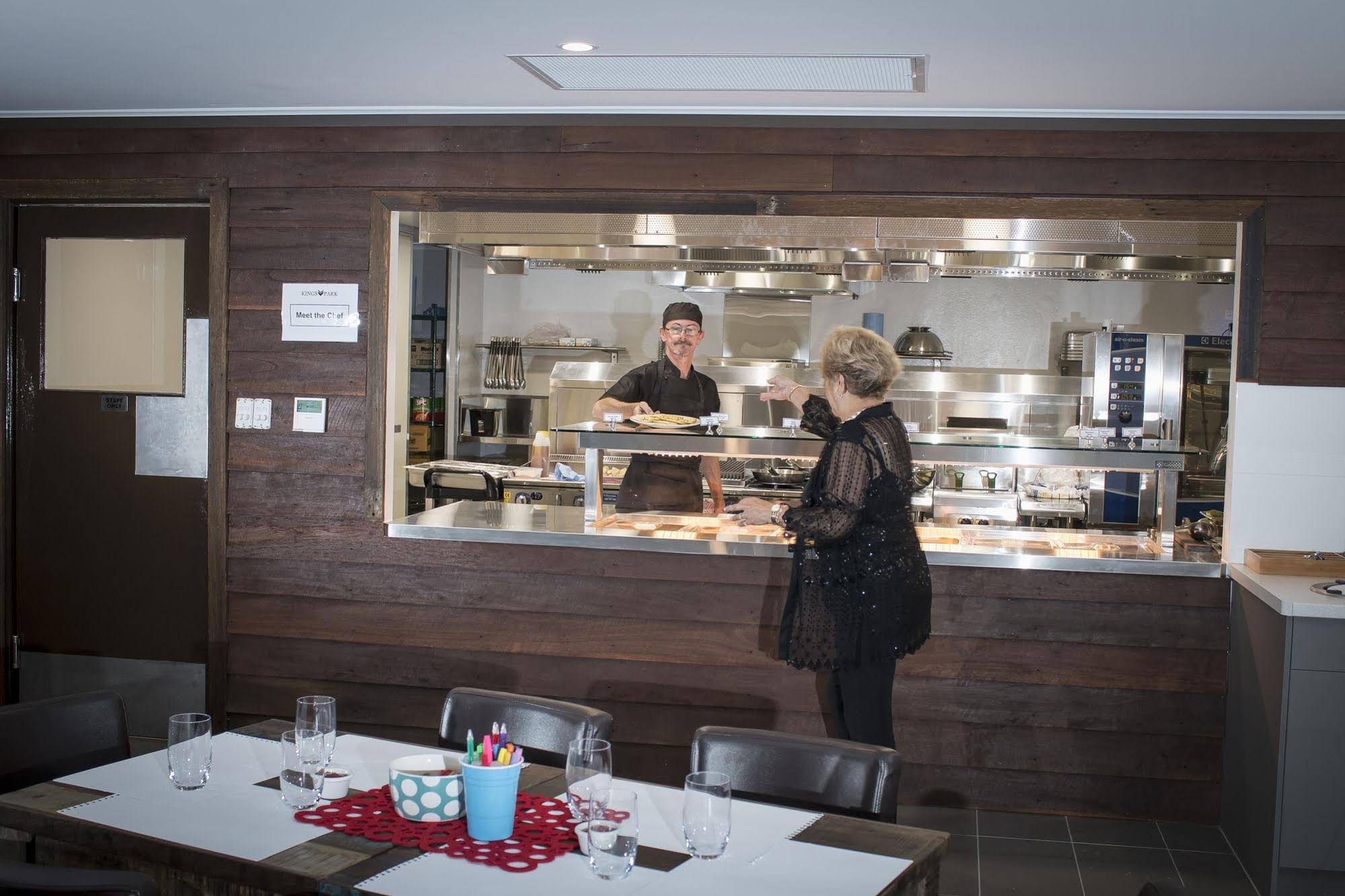 Kings Park Accommodation Chinchilla & Kings Park Bistro