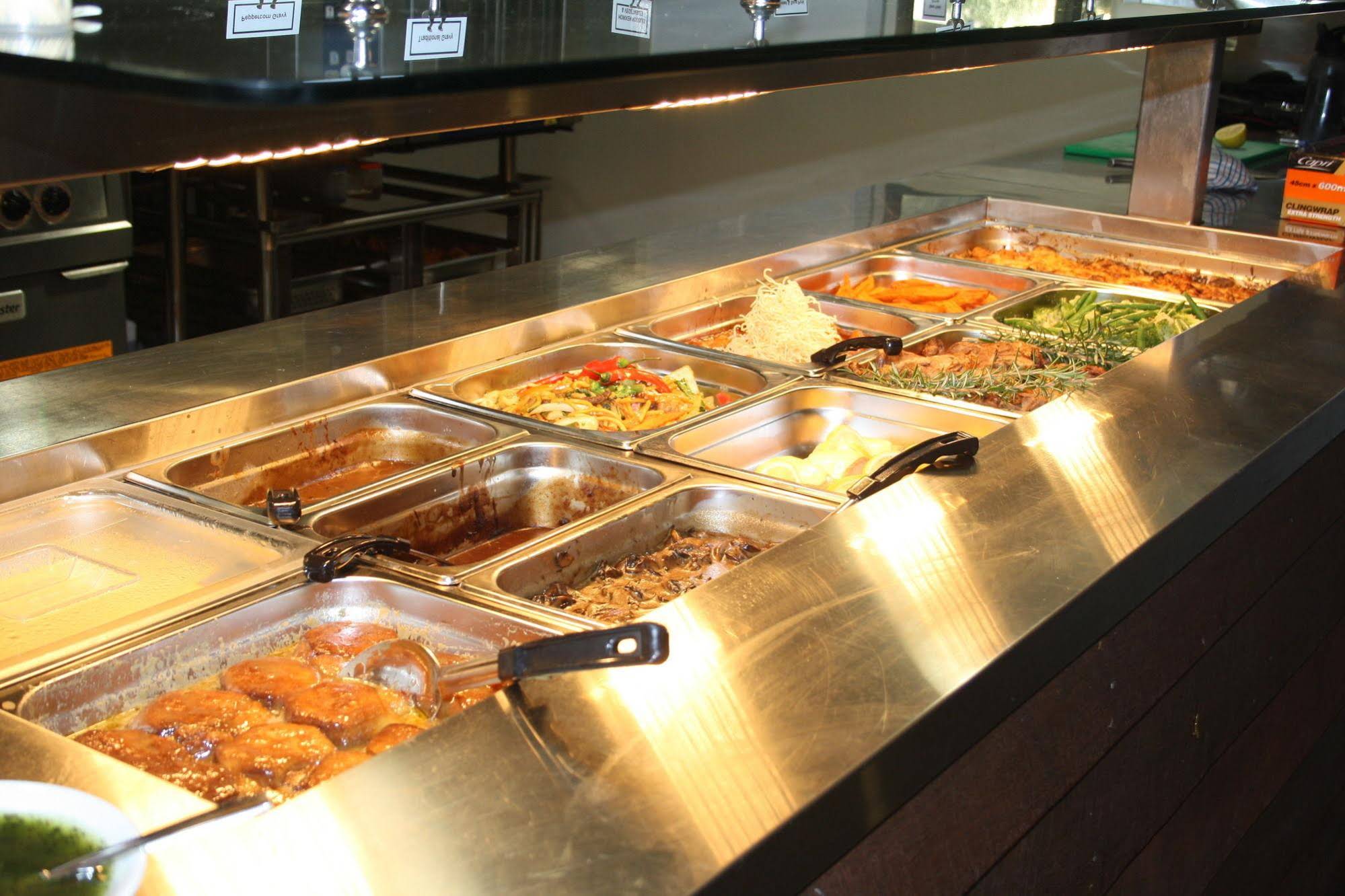 Kings Park Accommodation Chinchilla & Kings Park Bistro