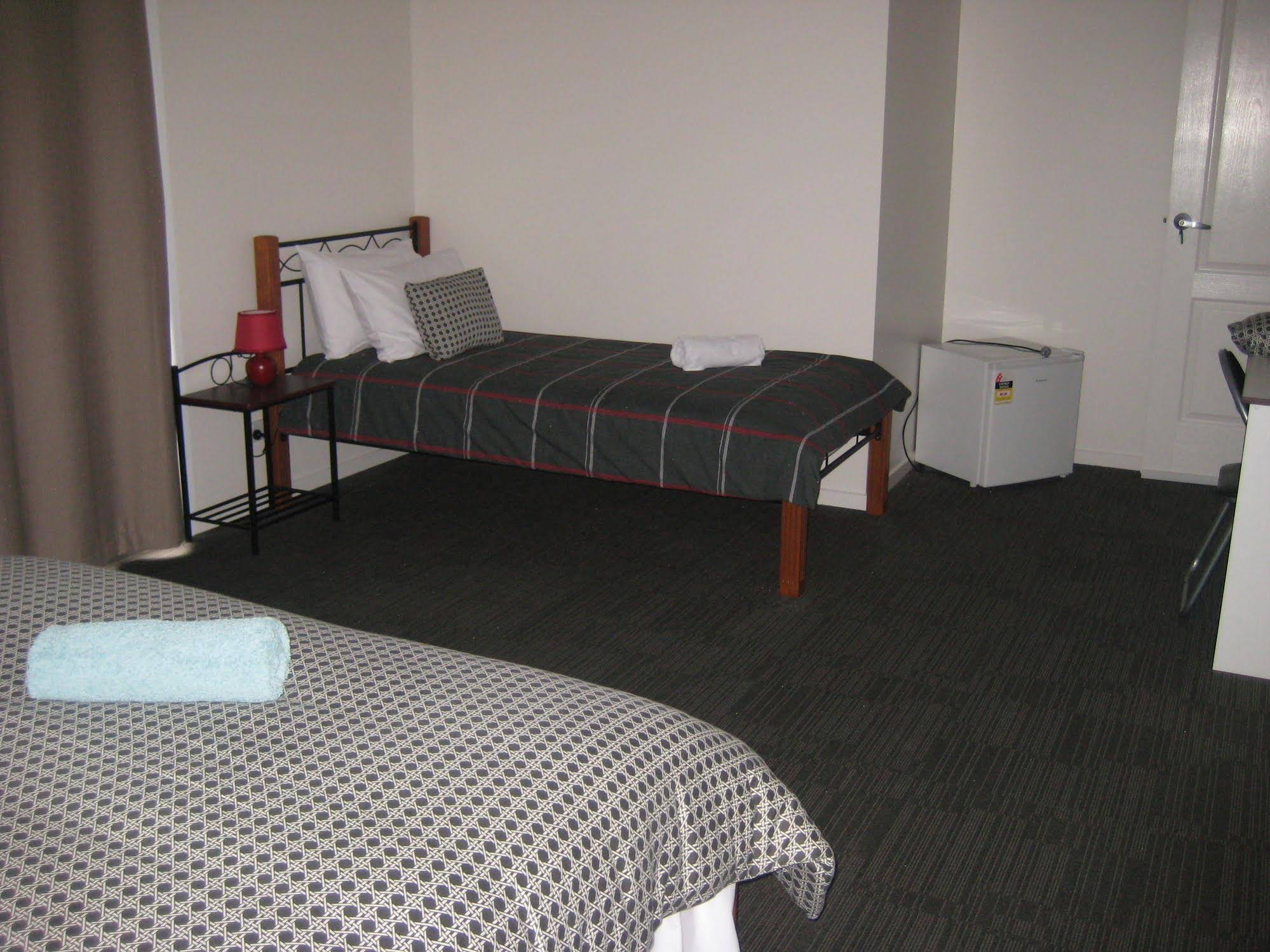 Riverdell Park Accommodation Bed & Breakfast