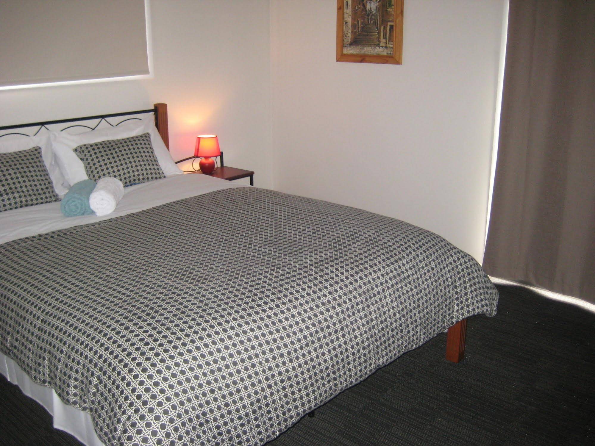 Riverdell Park Accommodation Bed & Breakfast