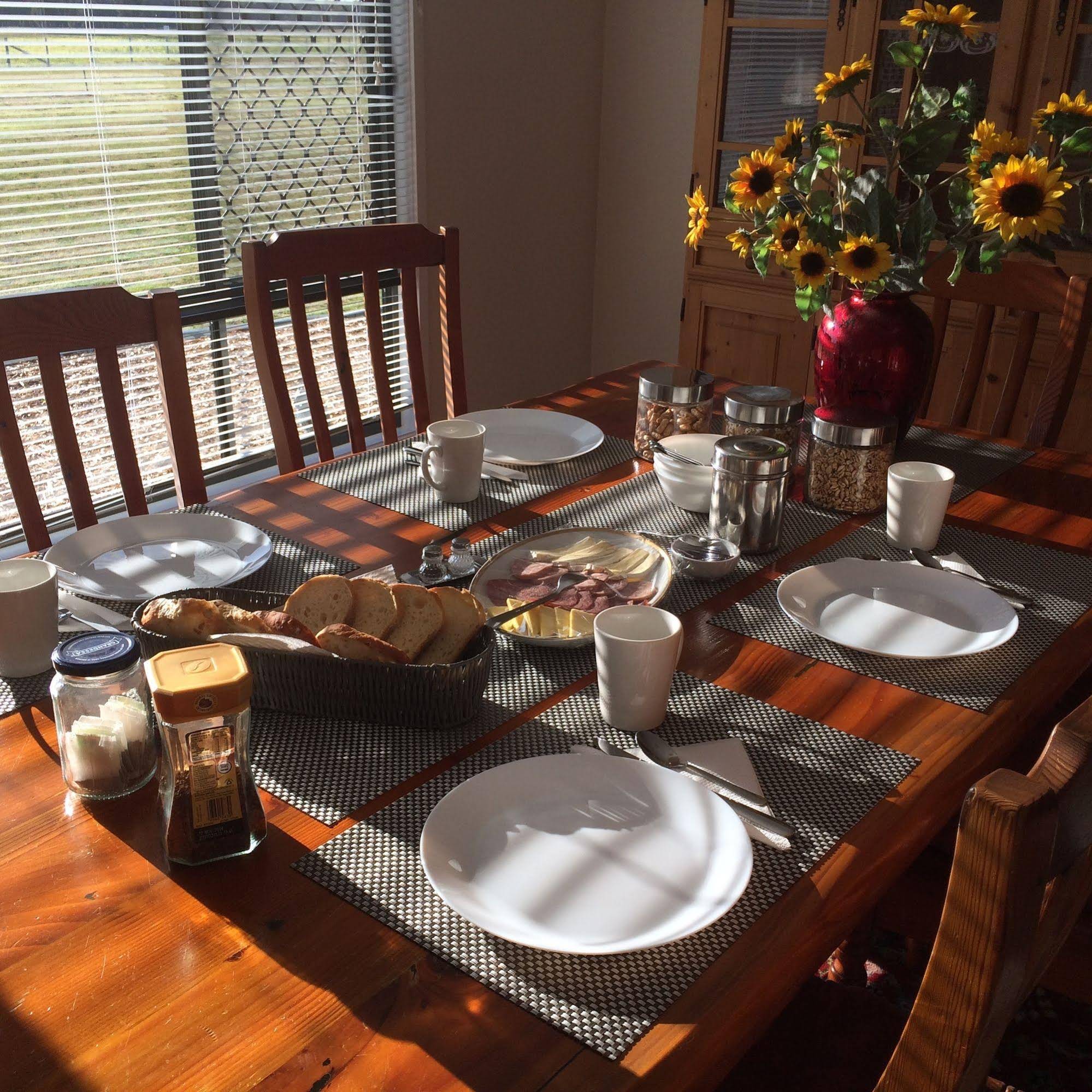 Riverdell Park Accommodation Bed & Breakfast