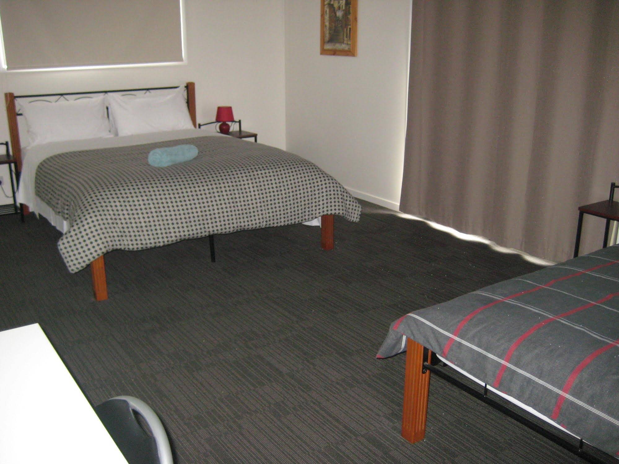 Riverdell Park Accommodation Bed & Breakfast