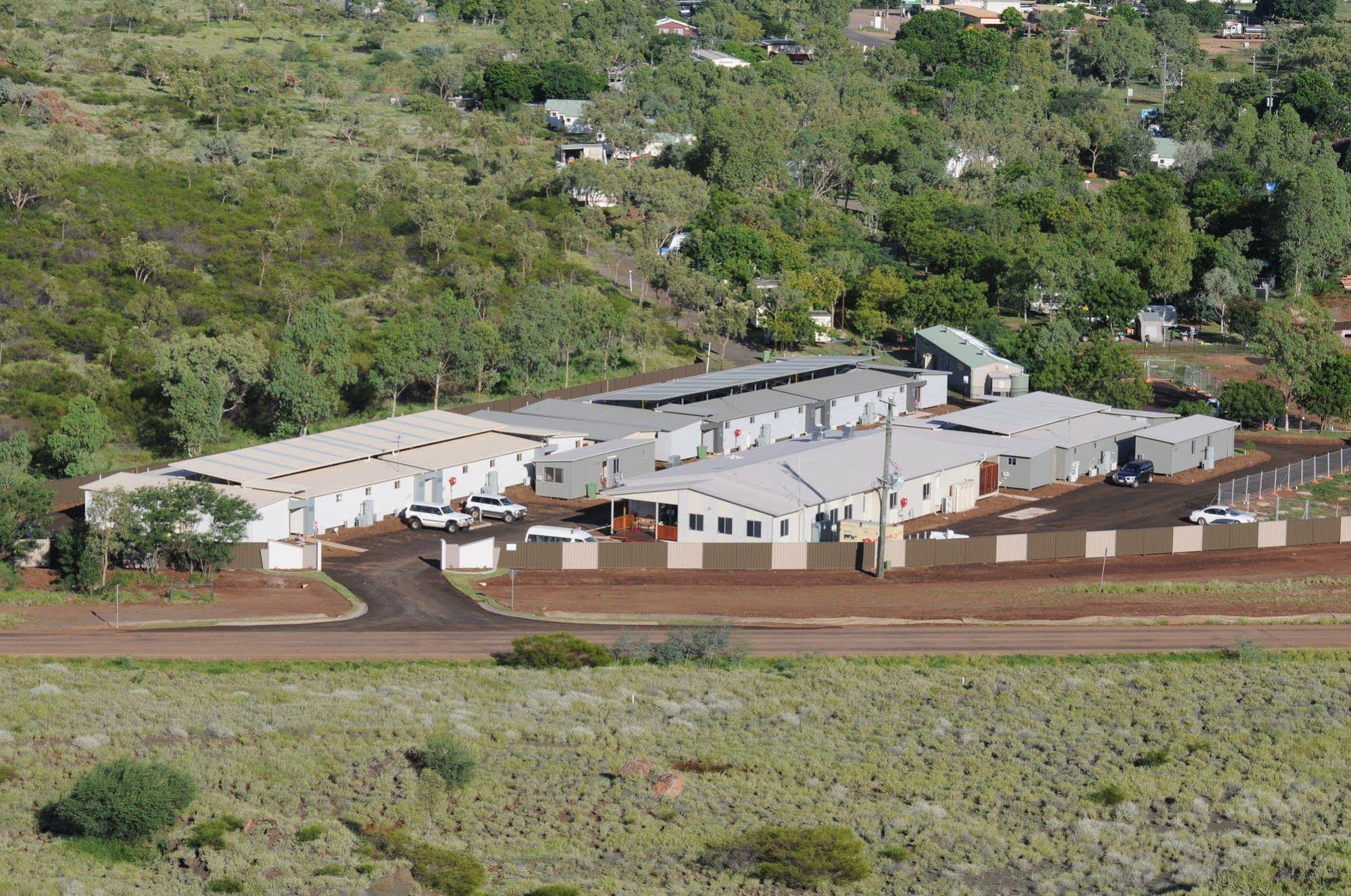 Cloncurry Holiday & Caravan Park