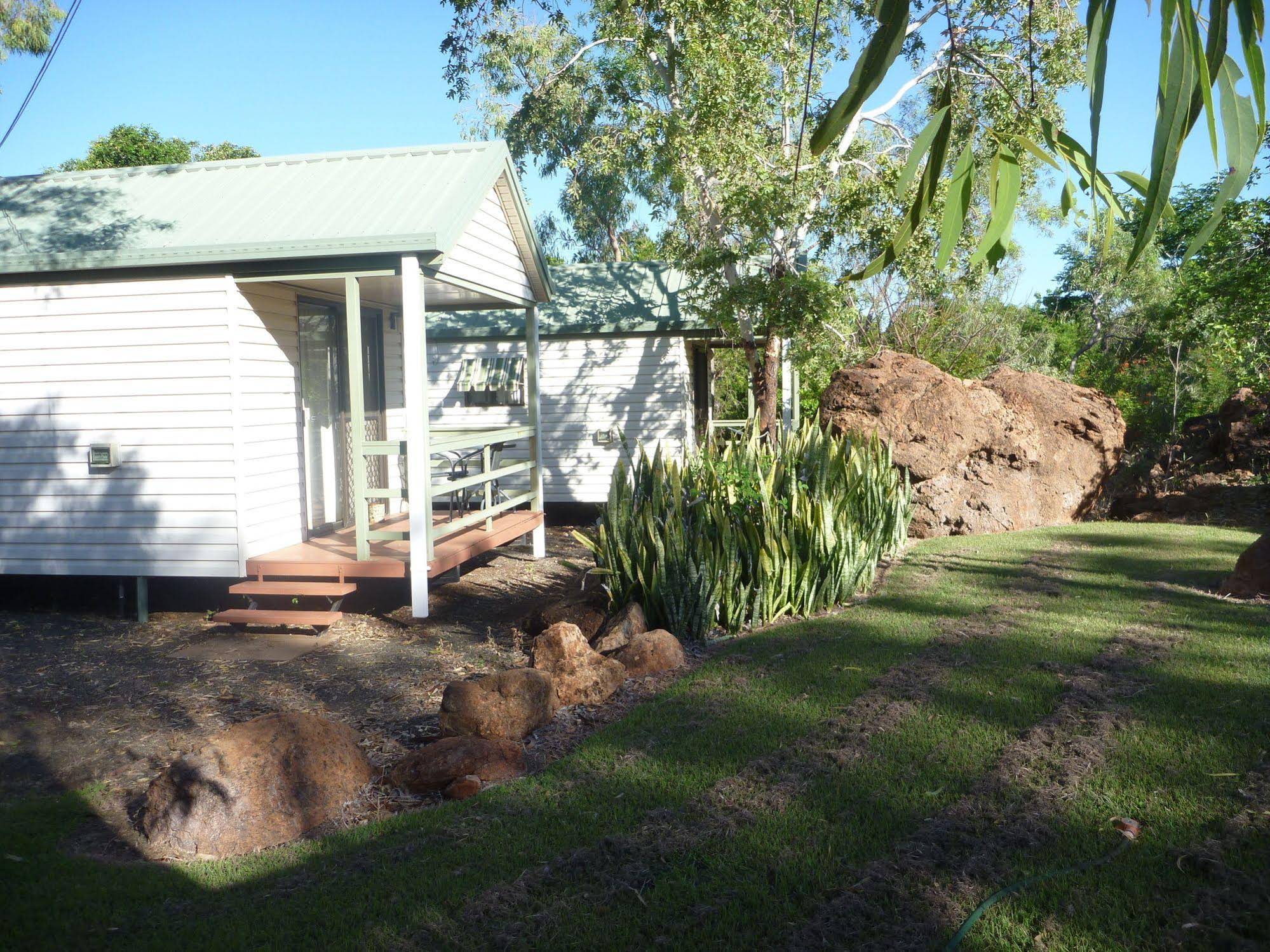 Cloncurry Holiday & Caravan Park
