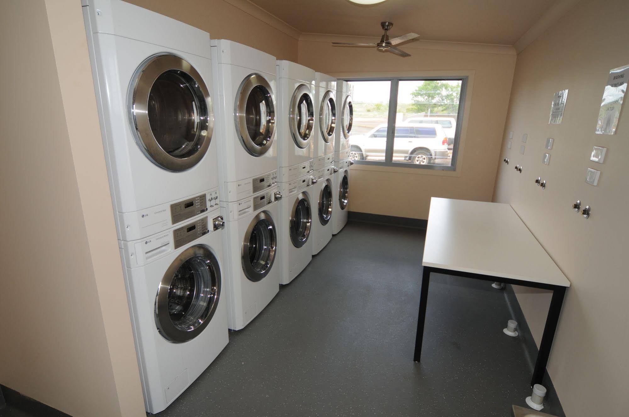 Cloncurry Holiday & Caravan Park