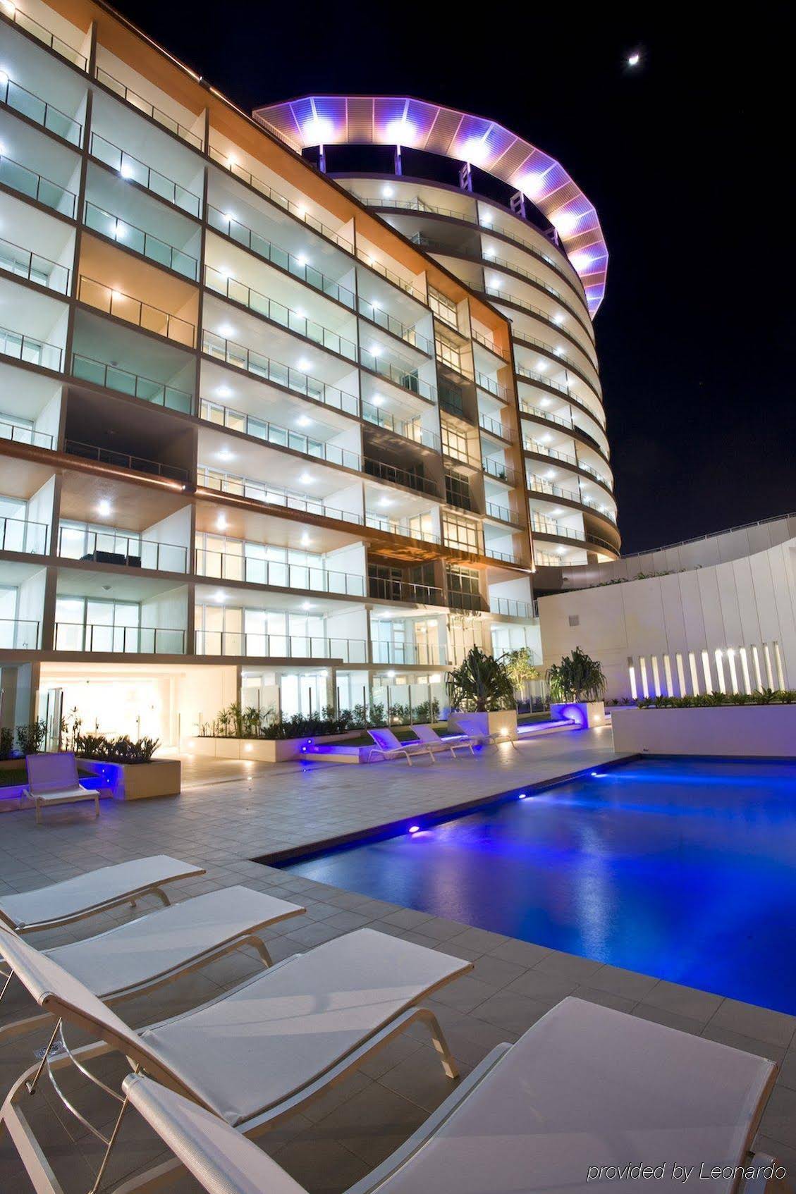 Australis Kirra Surf Apartments