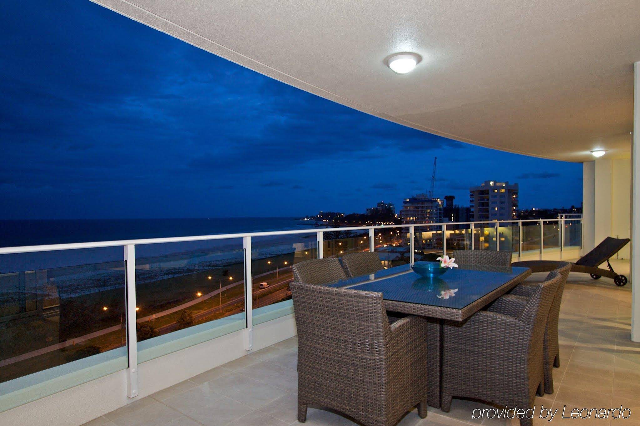 Australis Kirra Surf Apartments