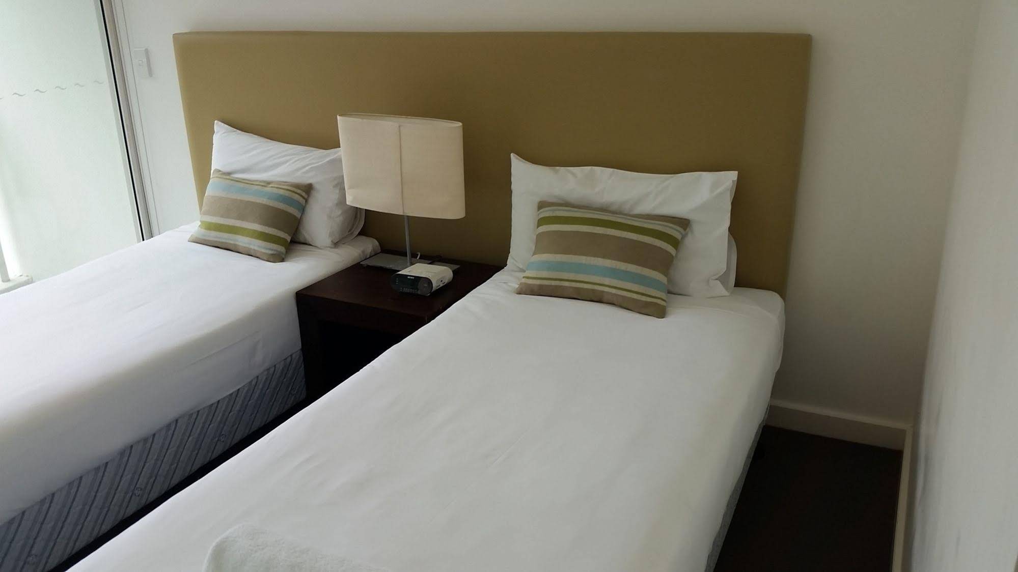 Australis Kirra Surf Apartments