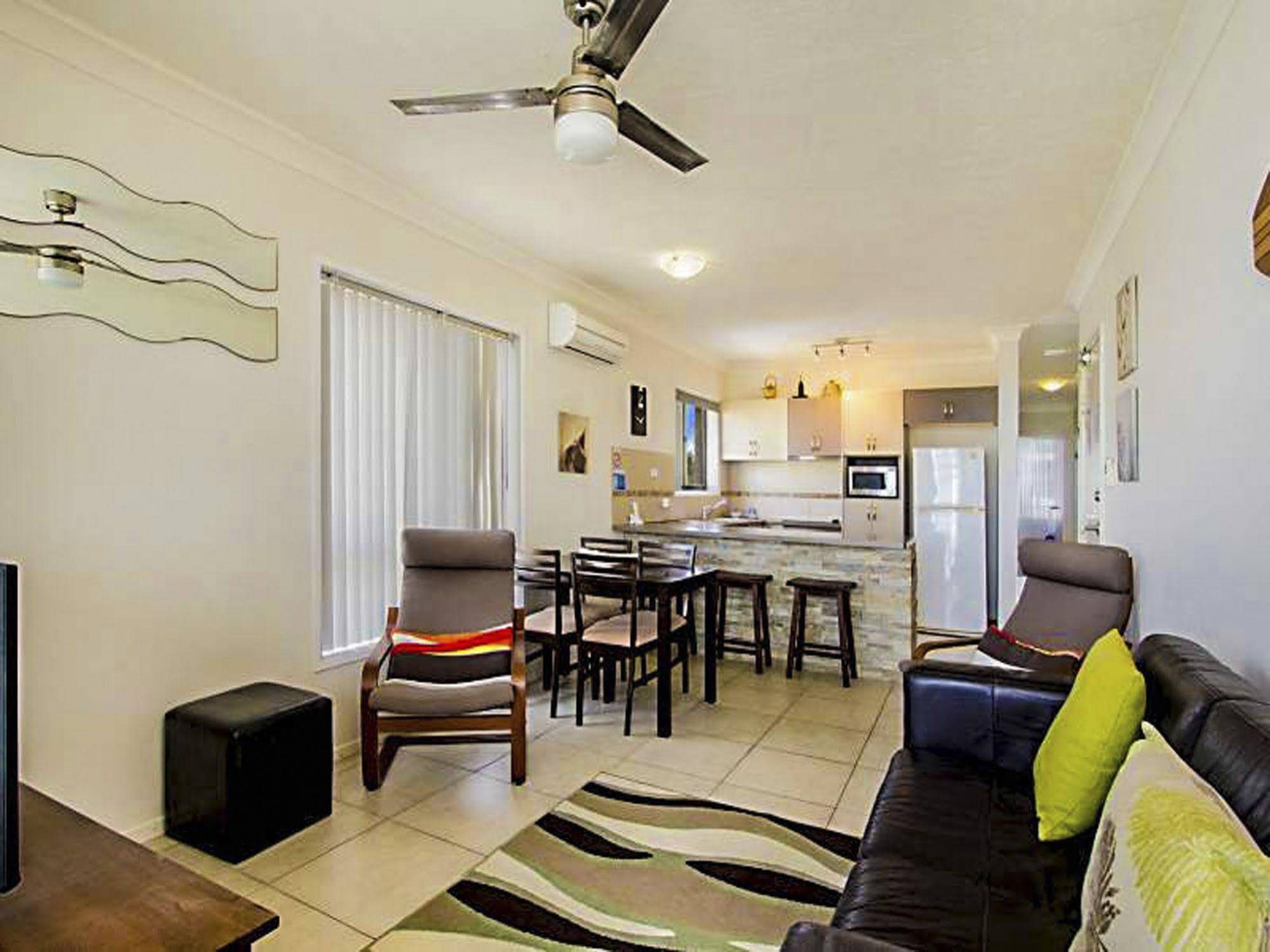 Kirra Vista Holiday Units