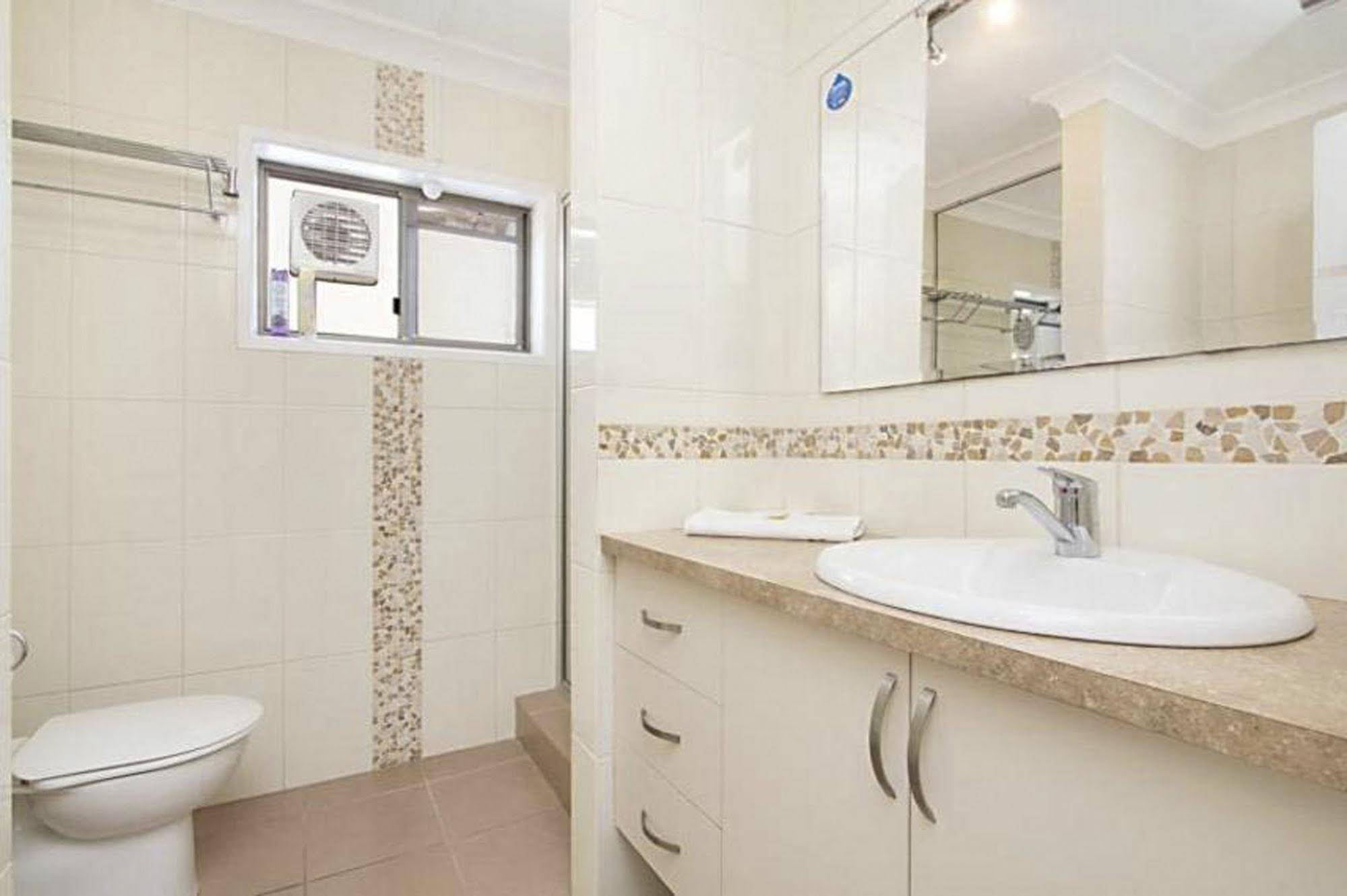 Kirra Vista Holiday Units