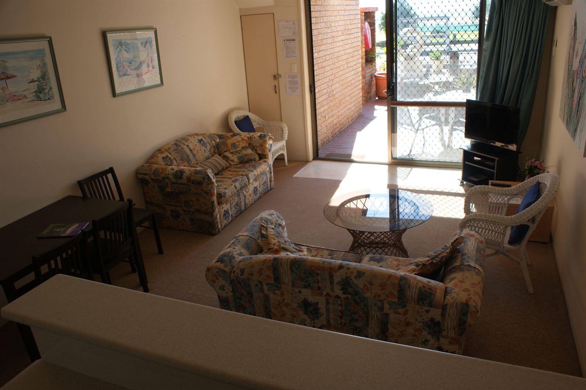 Kirra Vista Holiday Units