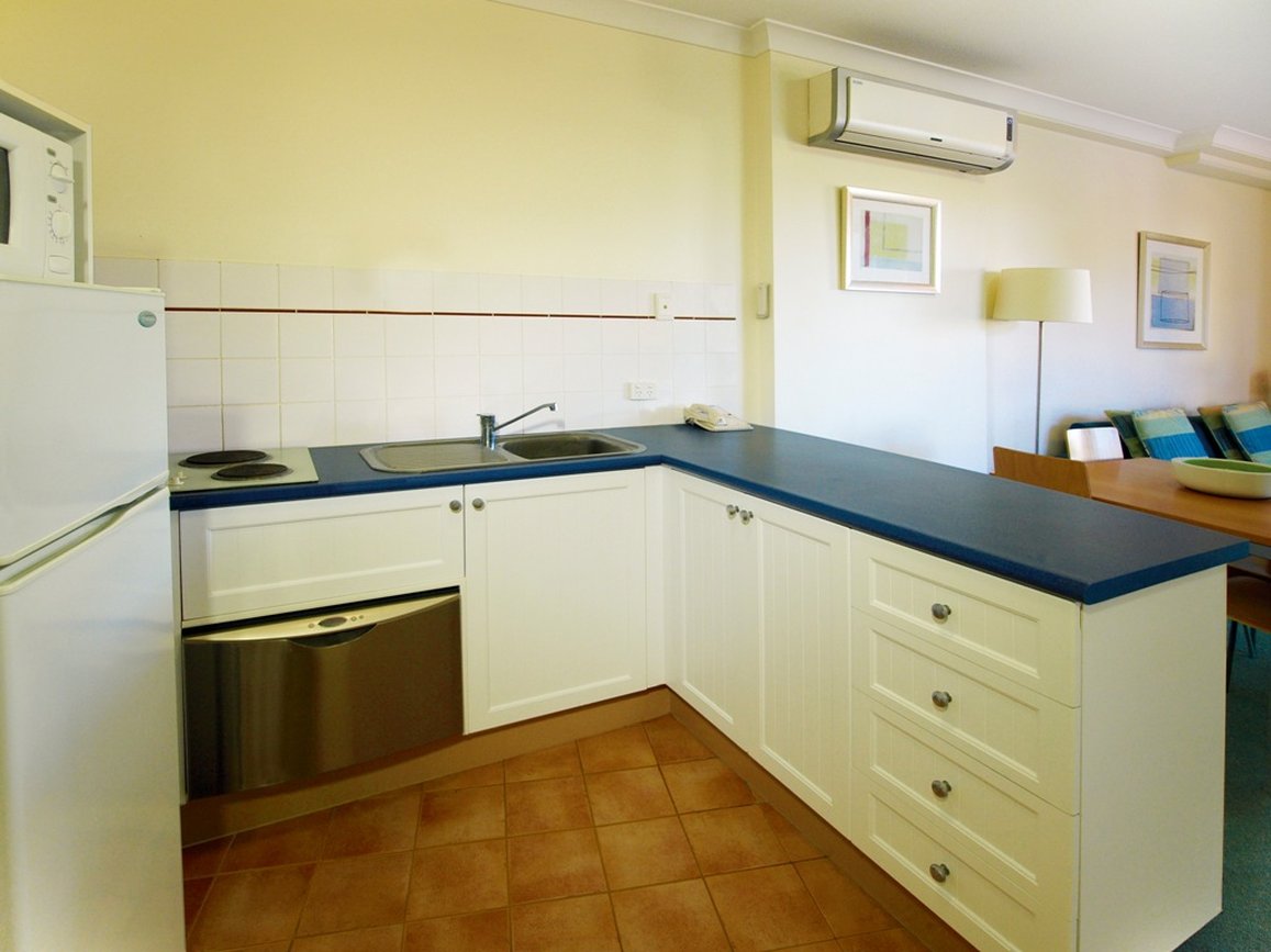 Oaks Gold Coast Calypso Plaza Suites
