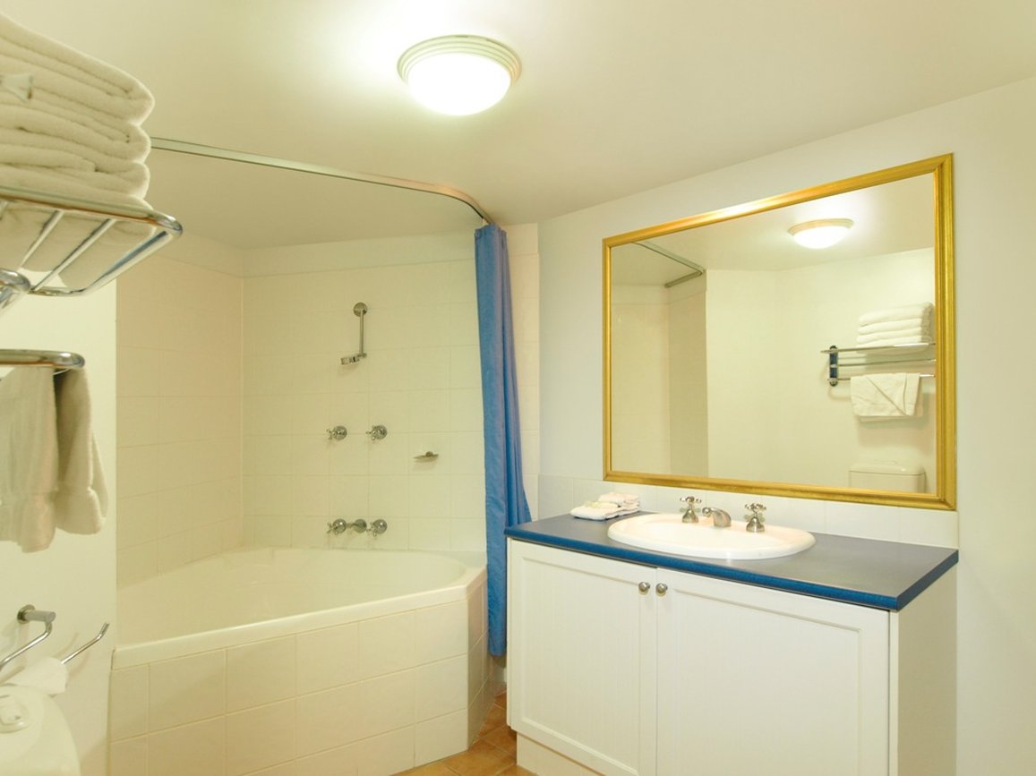 Oaks Gold Coast Calypso Plaza Suites