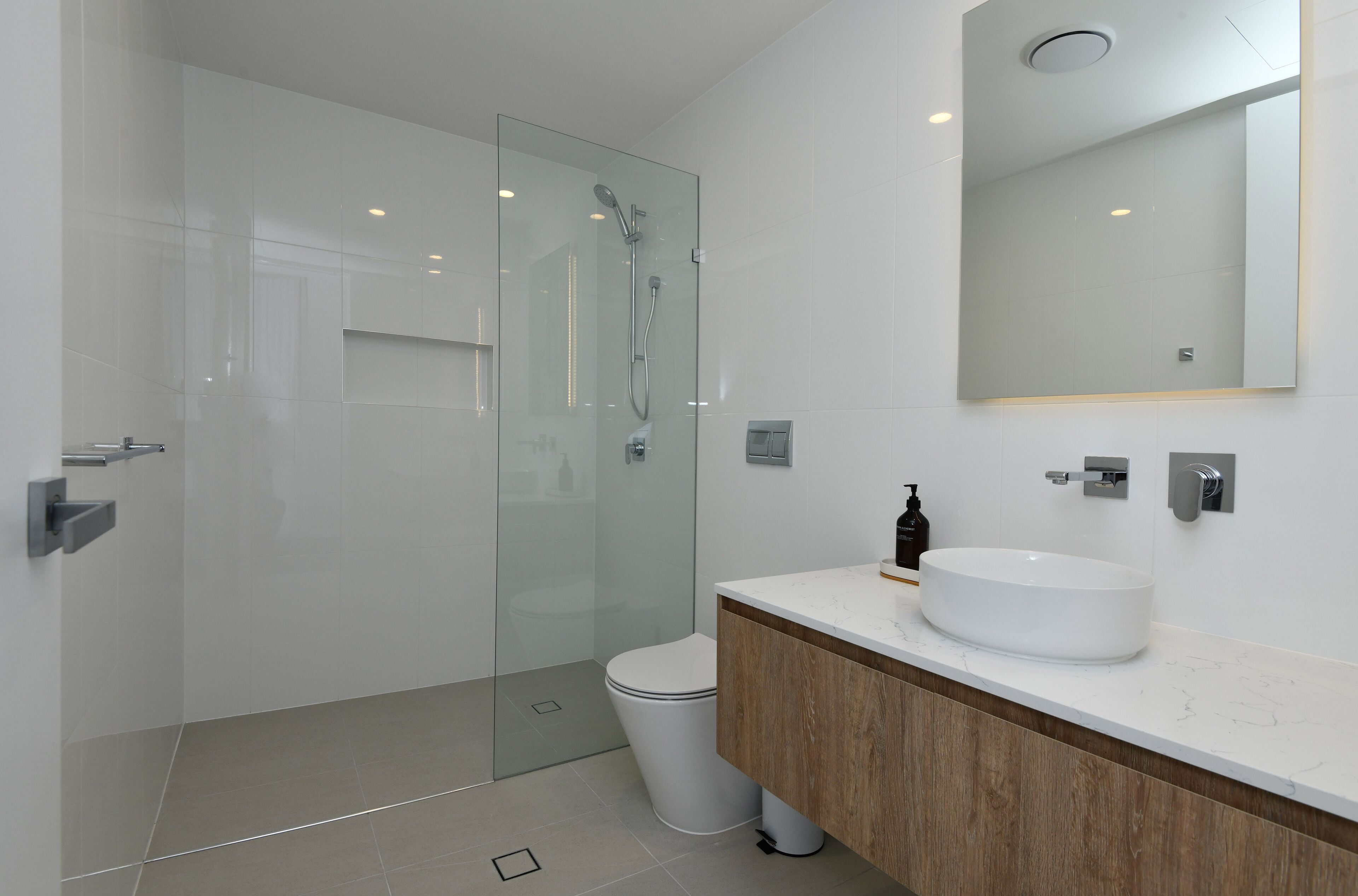 X Kirra Apartments