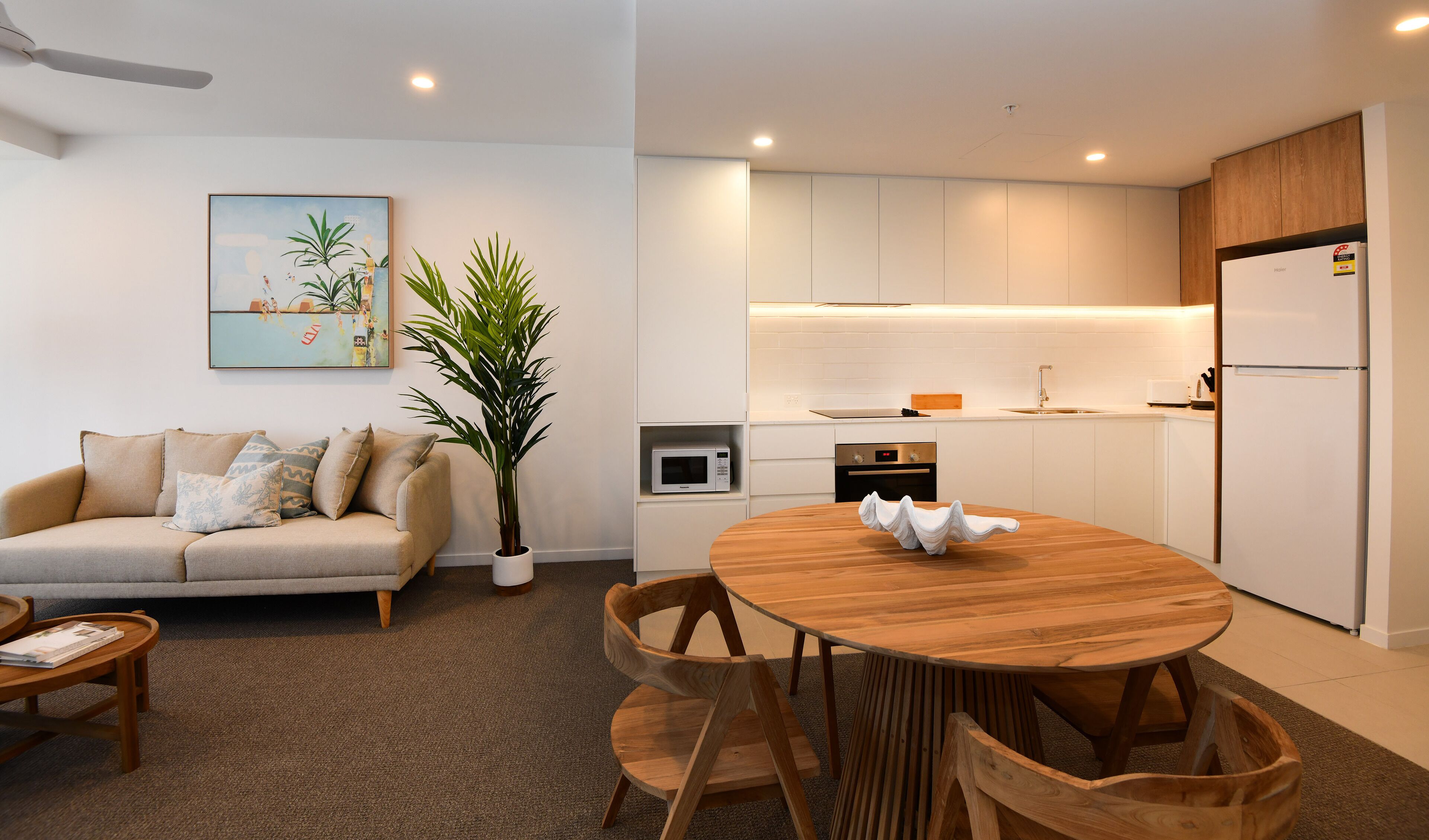 X Kirra Apartments