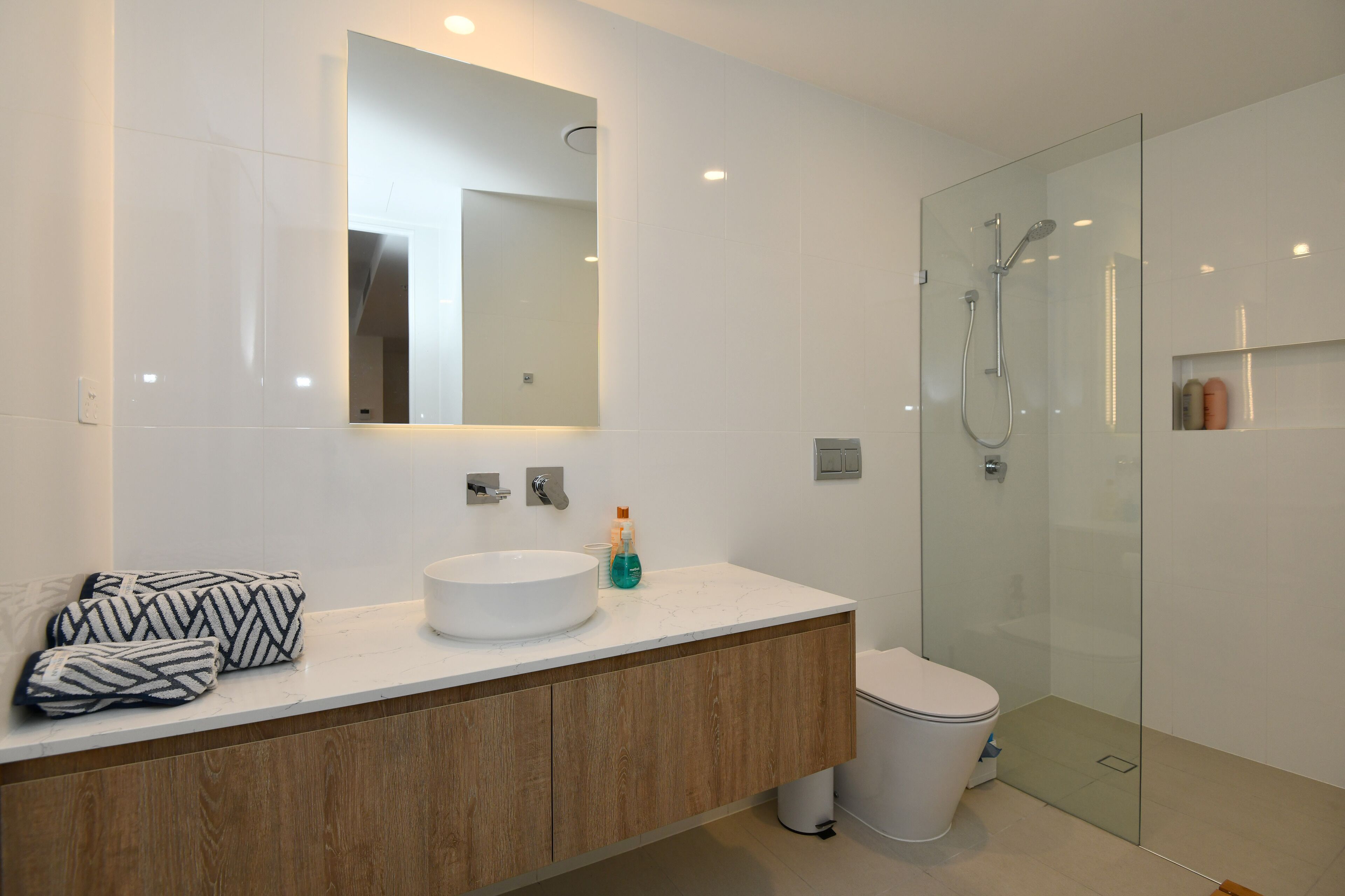 X Kirra Apartments