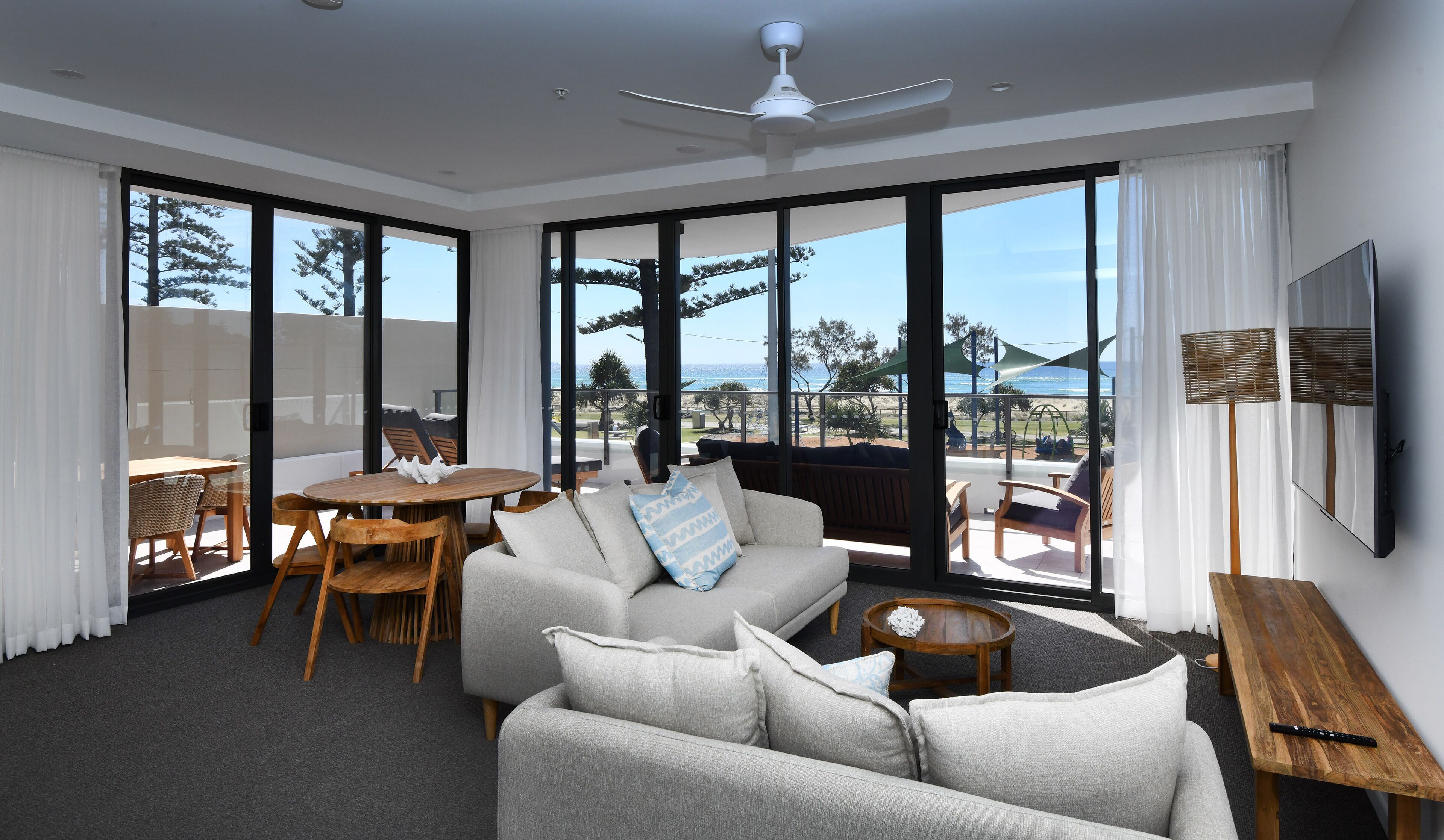 X Kirra Apartments