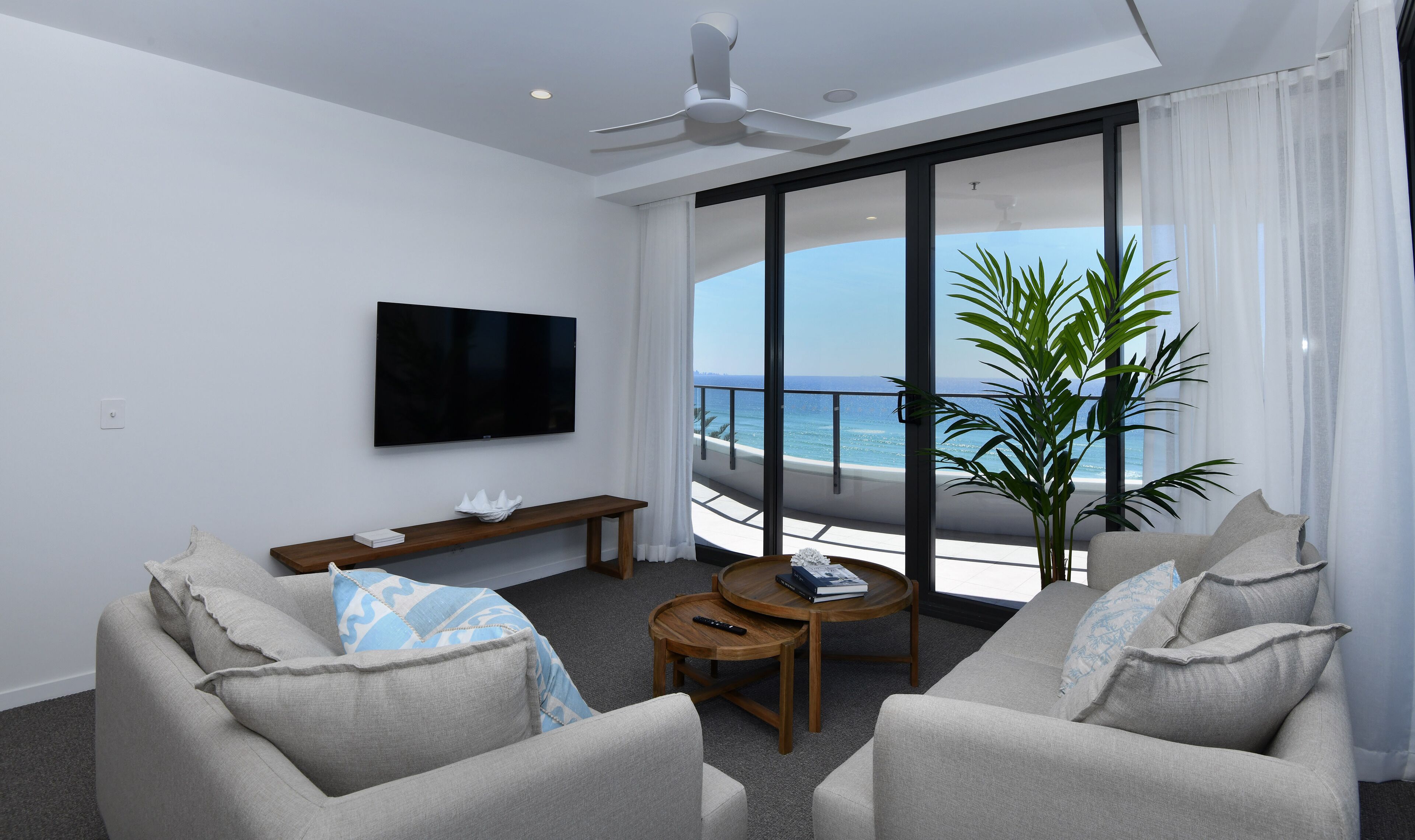 X Kirra Apartments