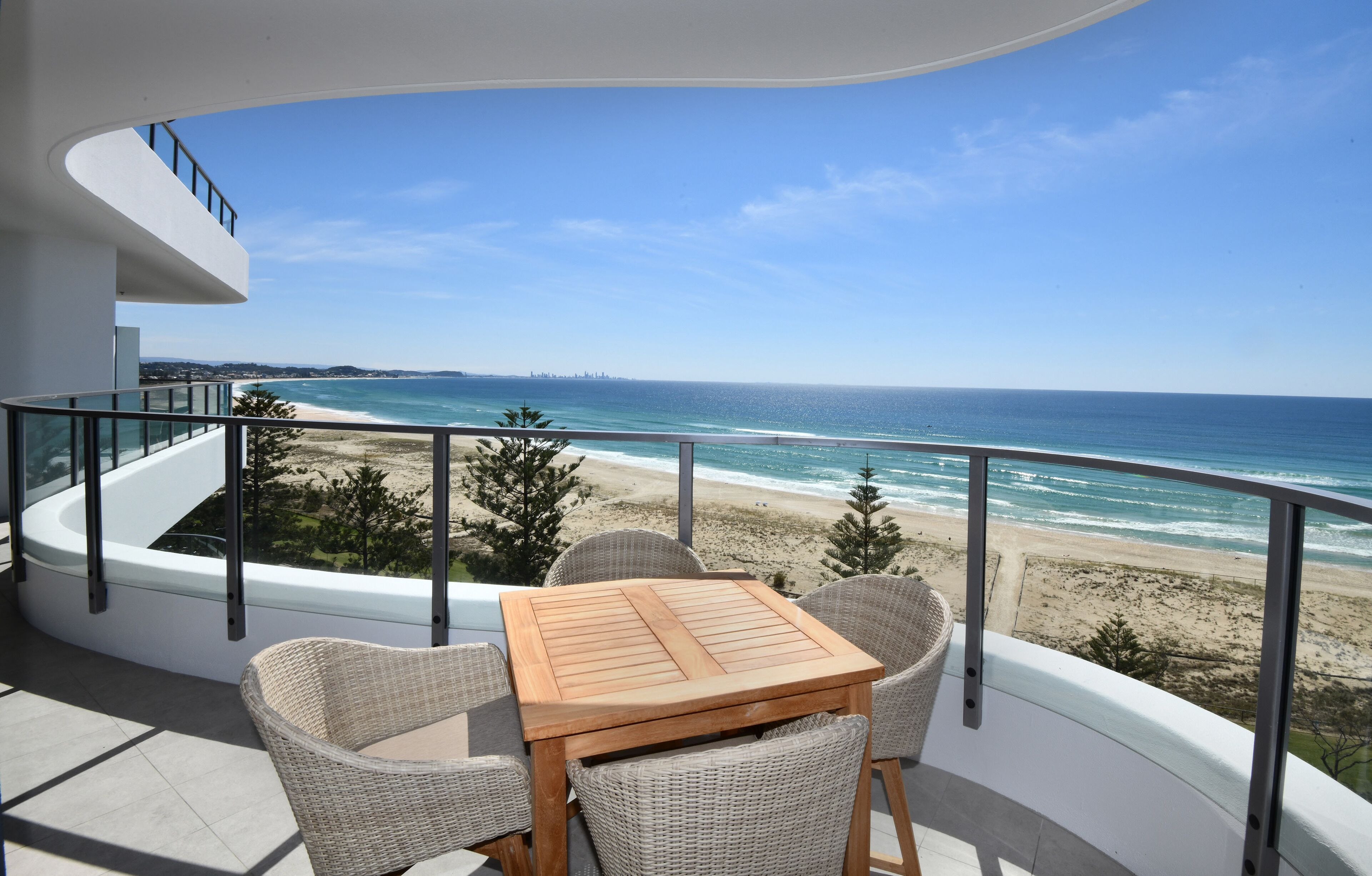 X Kirra Apartments