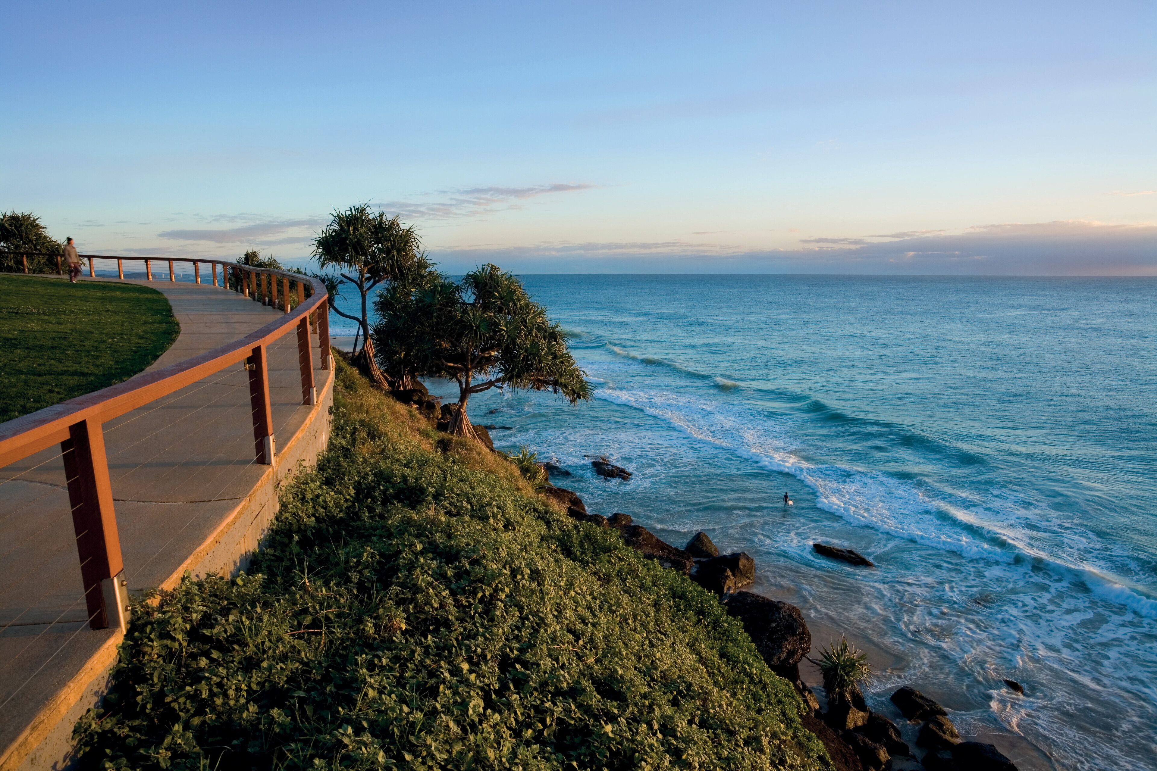 X Kirra Apartments