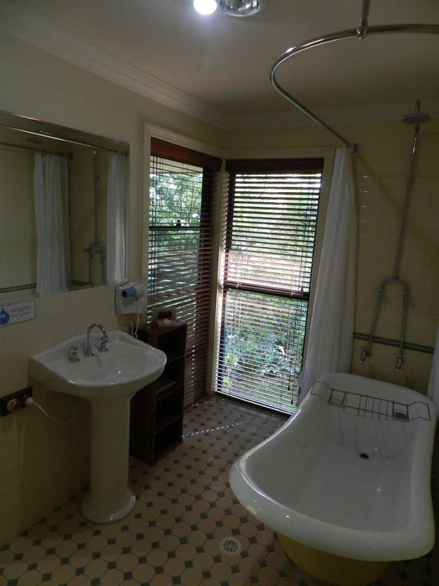 Kallora Escape Bed & Breakfast