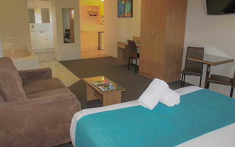 Best Western Sunnybank Star Motel & Apartments