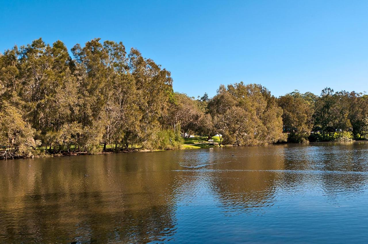 Sanctuary Lake