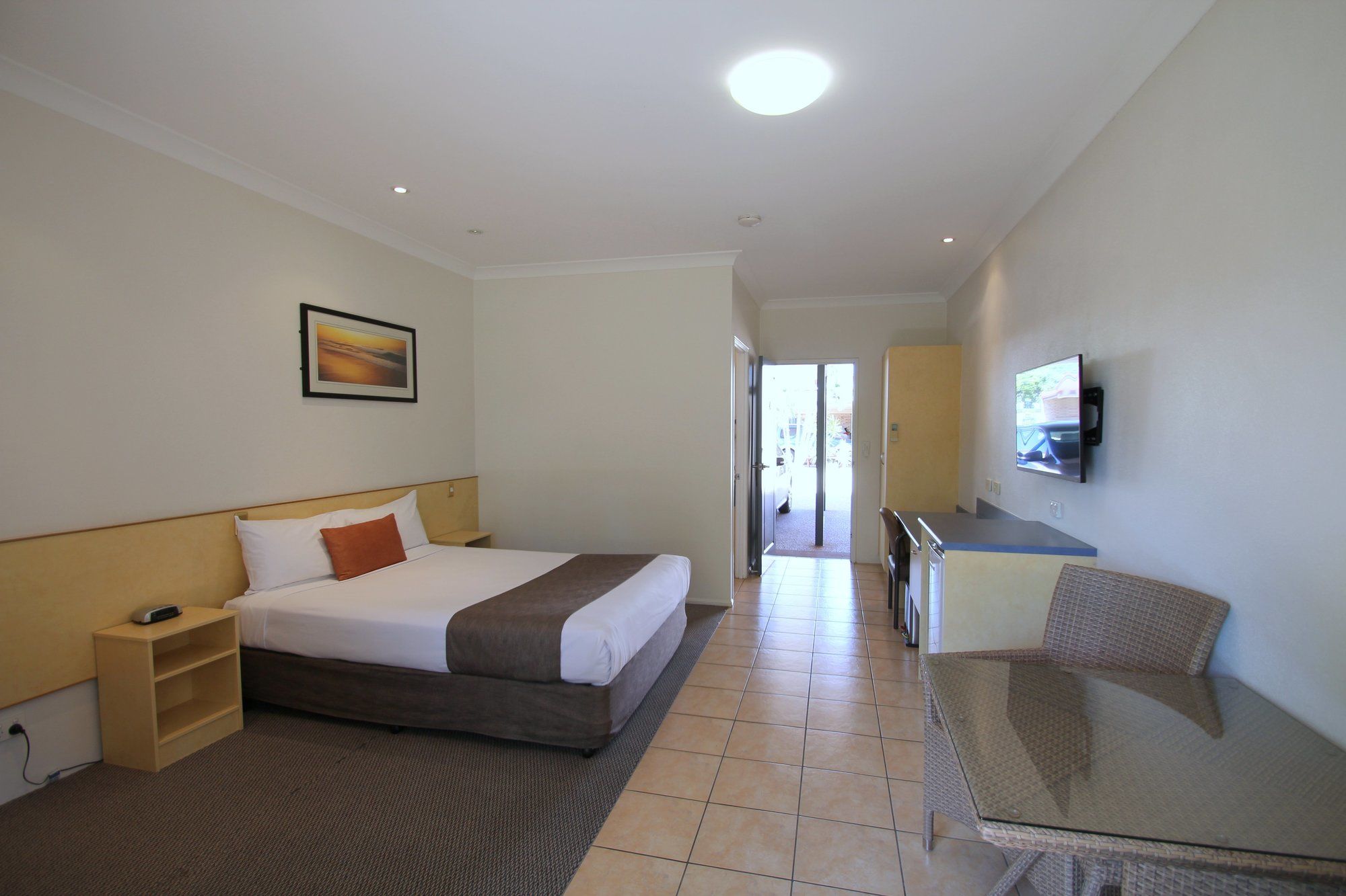Midlander Motor Inn
